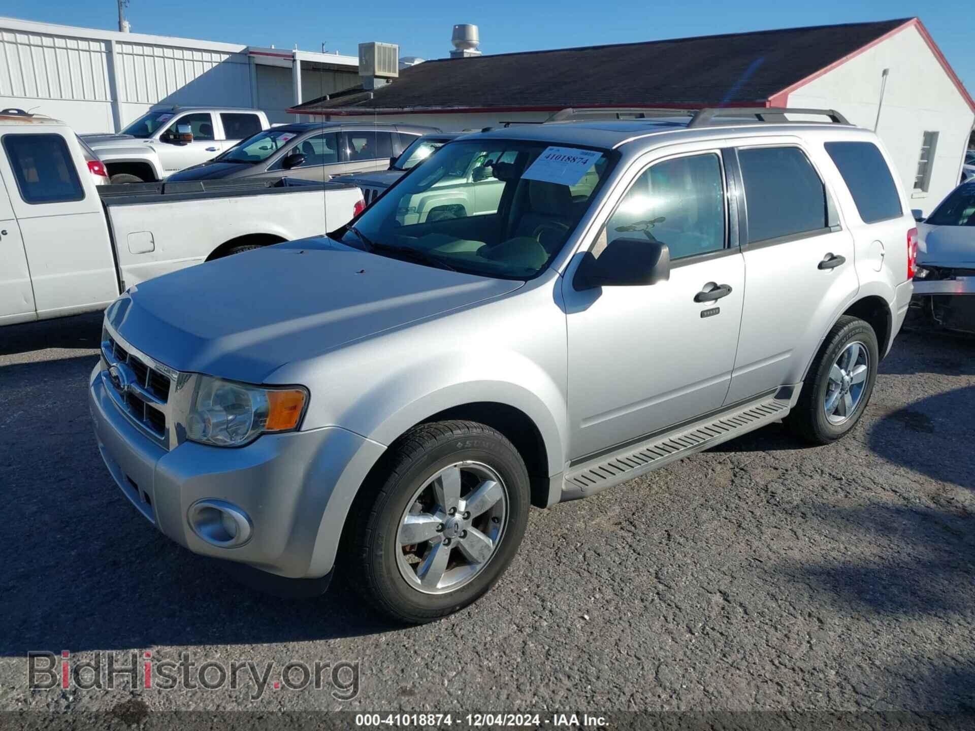 2011 FORD ESCAPE - VIN: 1FMCU0DG2BKB57685 - Фото 2