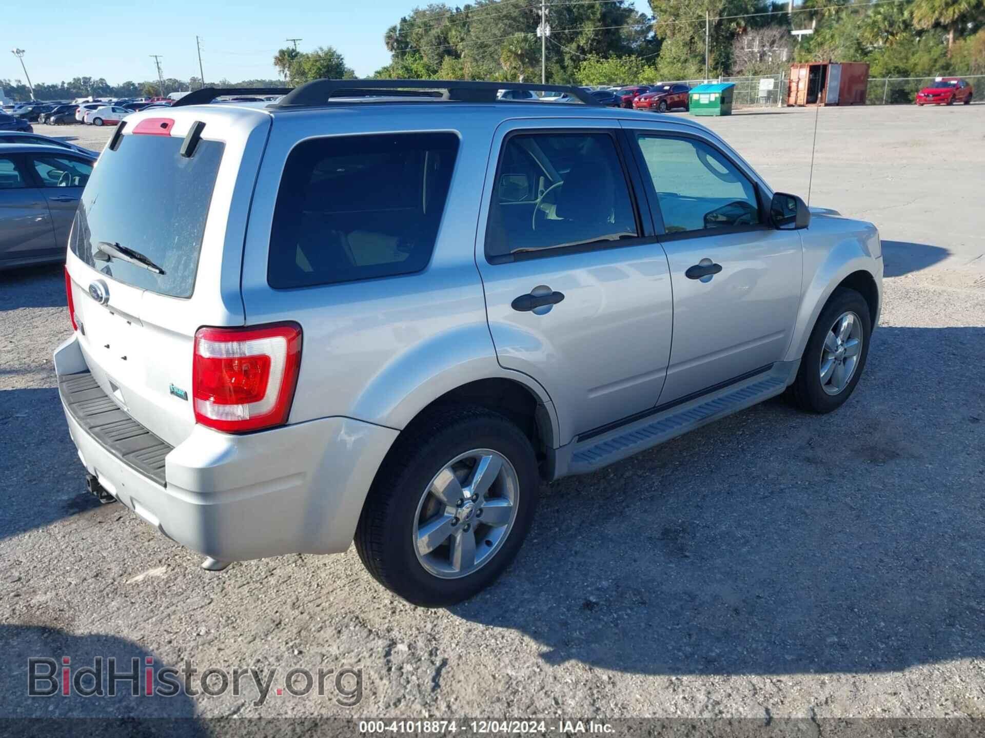 2011 FORD ESCAPE - VIN: 1FMCU0DG2BKB57685 - Фото 4
