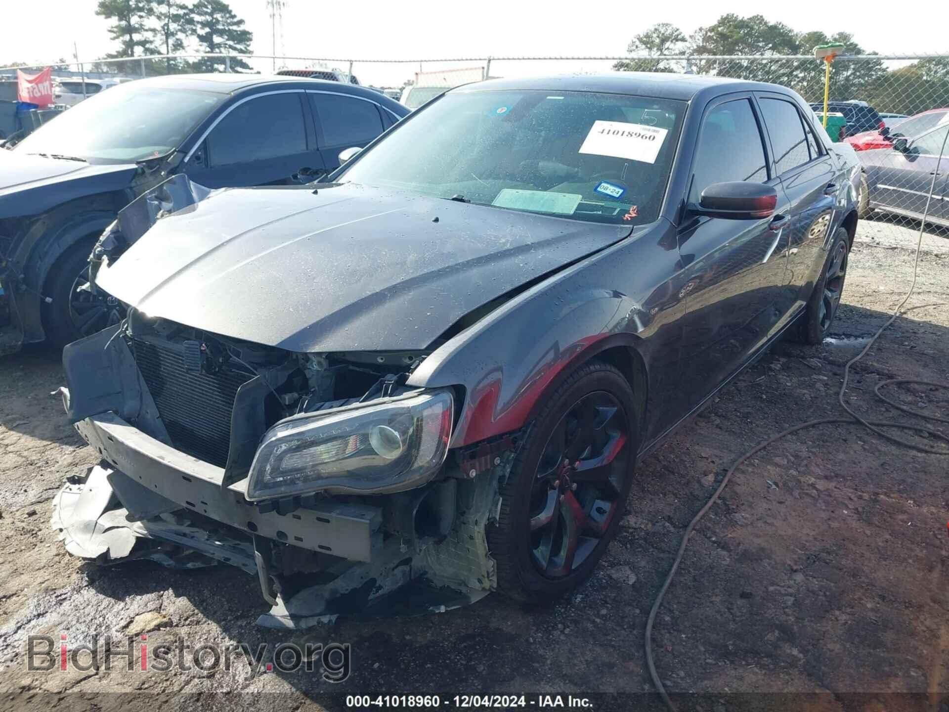 2021 CHRYSLER 300 - VIN: 2C3CCABG6MH585371 - Фото 2