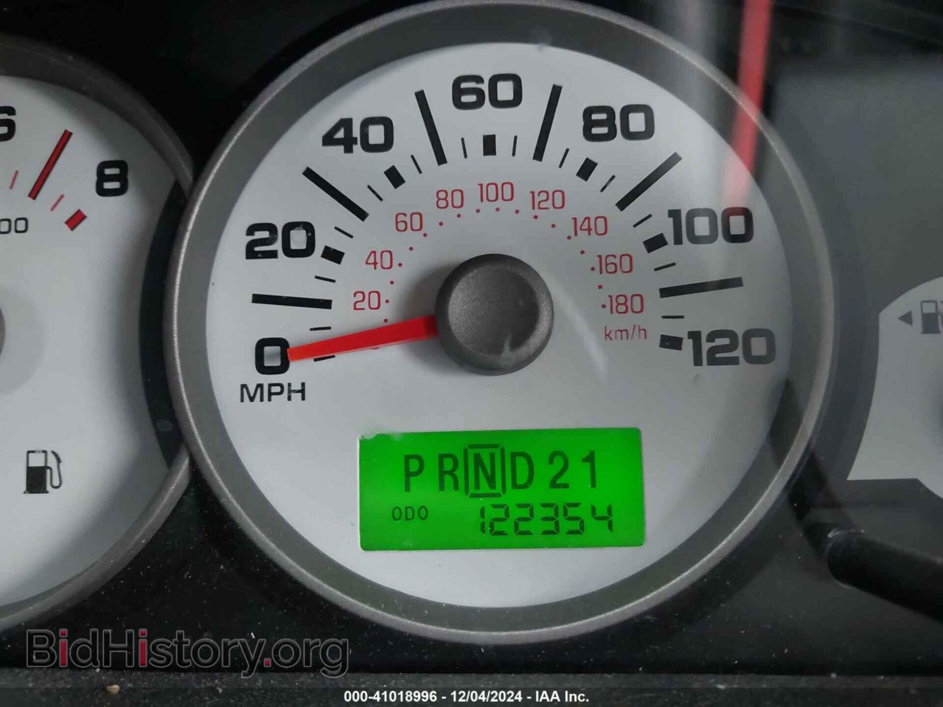 2005 FORD ESCAPE - VIN: 1FMCU93155KE24209 - Фото 16