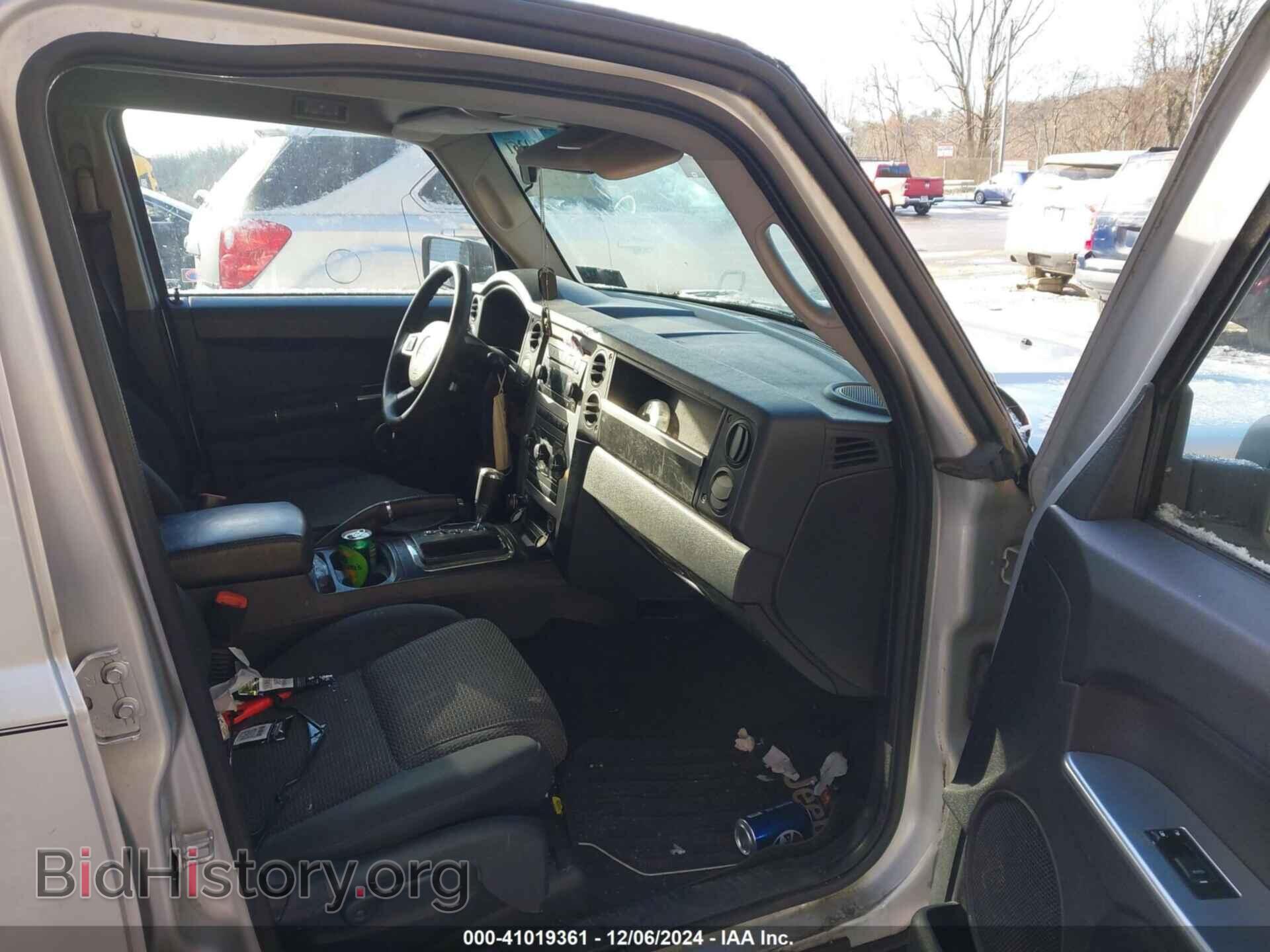 2010 JEEP COMMANDER - VIN: 1J4RG4GK2AC157170 - Фото 5