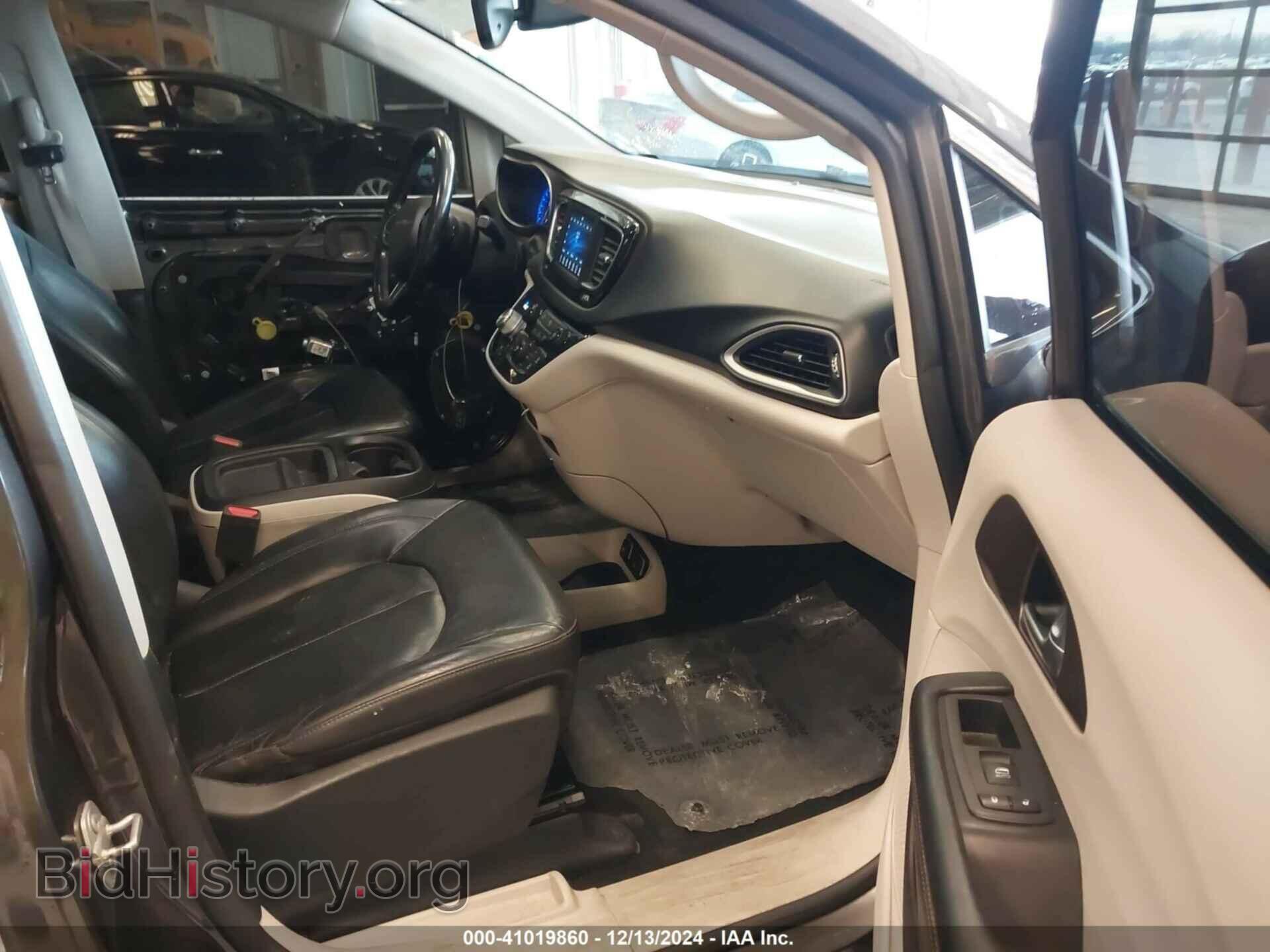 2019 CHRYSLER PACIFICA - VIN: 2C4RC1BG3KR685540 - Фото 5