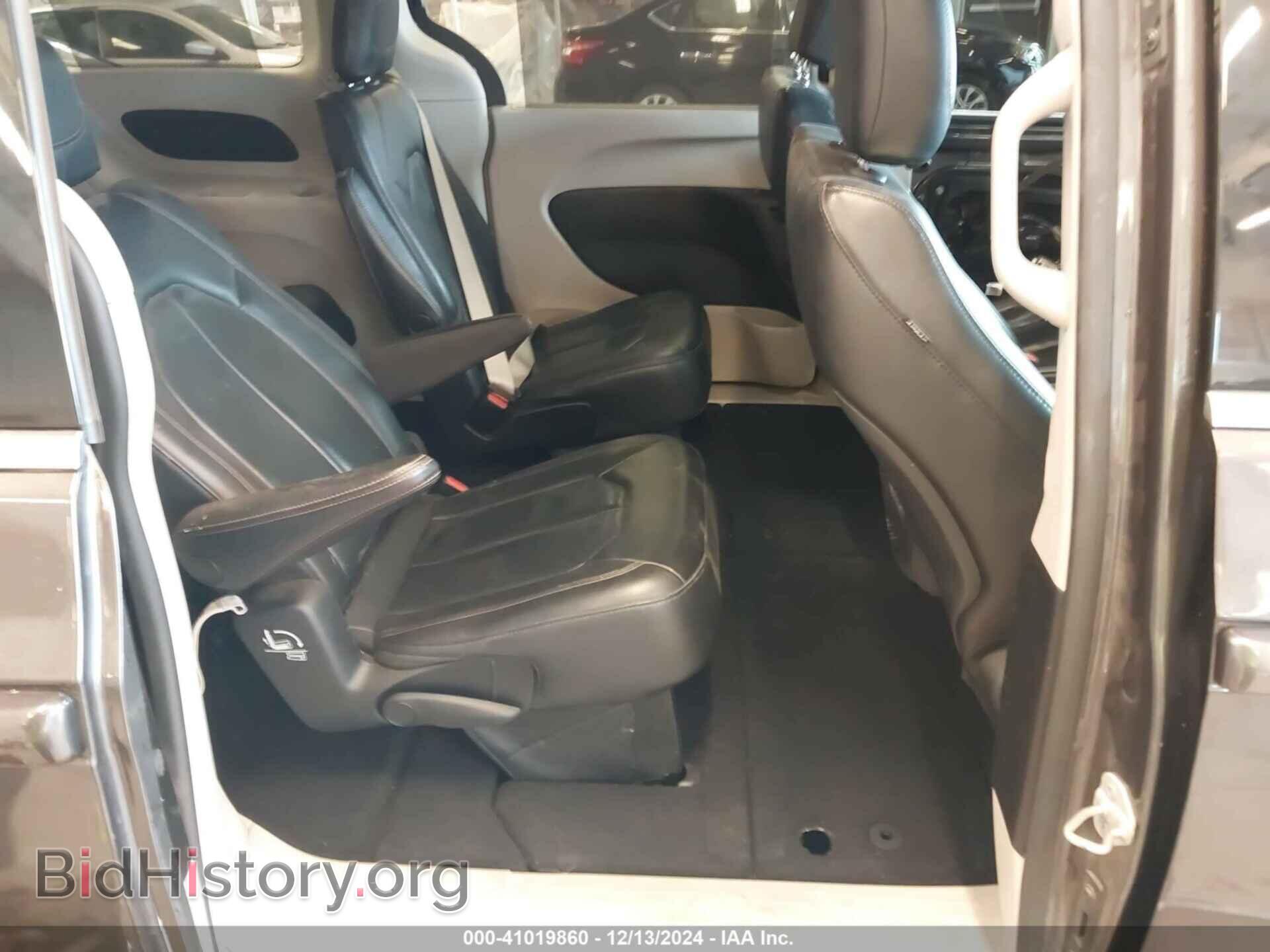 2019 CHRYSLER PACIFICA - VIN: 2C4RC1BG3KR685540 - Фото 8