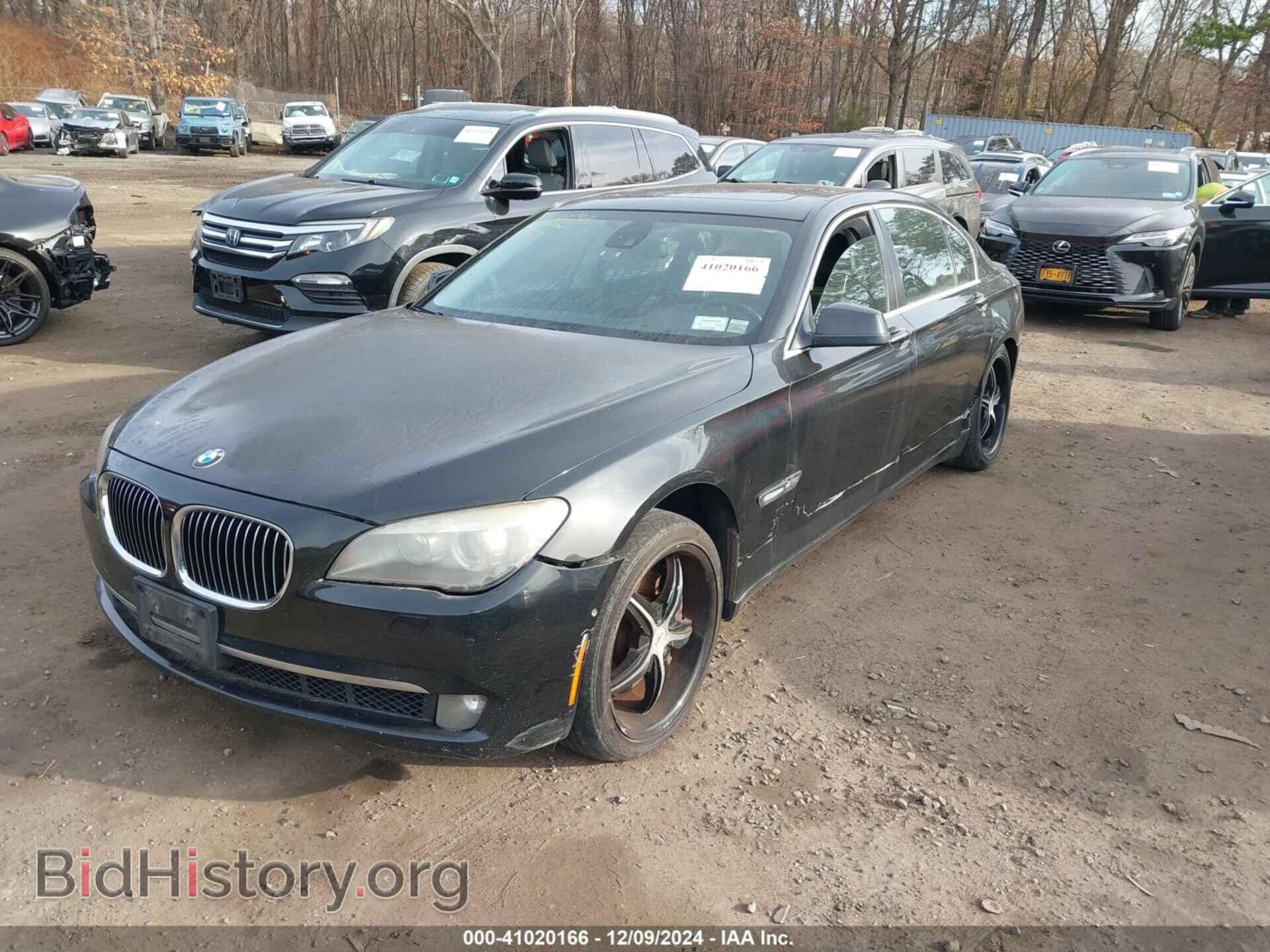 2012 BMW 750LI - VIN: WBAKC8C52CC435155 - Фото 2