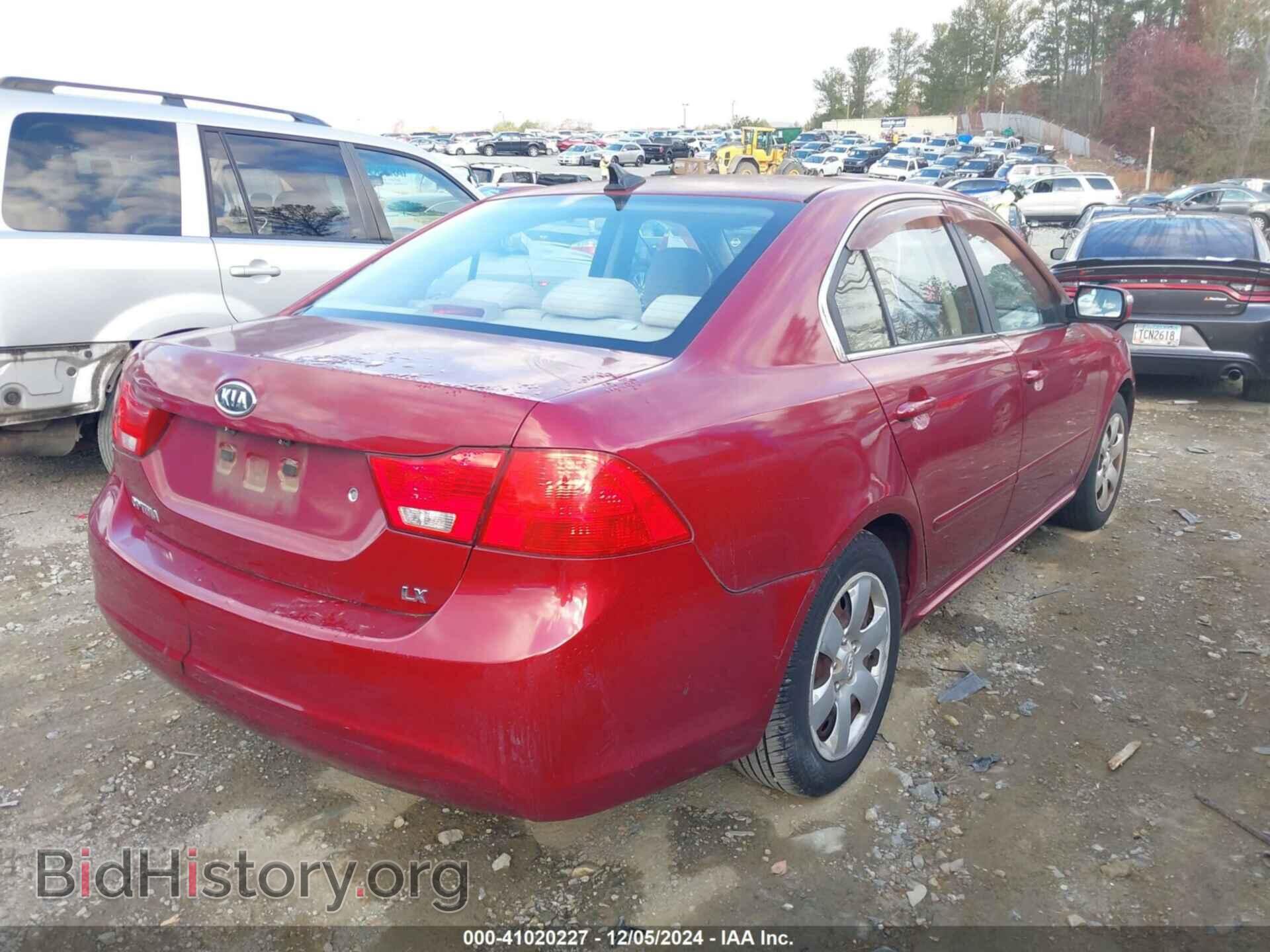 2009 KIA OPTIMA - VIN: KNAGE228695359610 - Фото 4