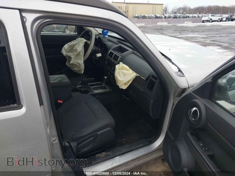 2011 Dodge NITRO (VIN 1D4PU4GK2BW598533) — photo 5 of 16