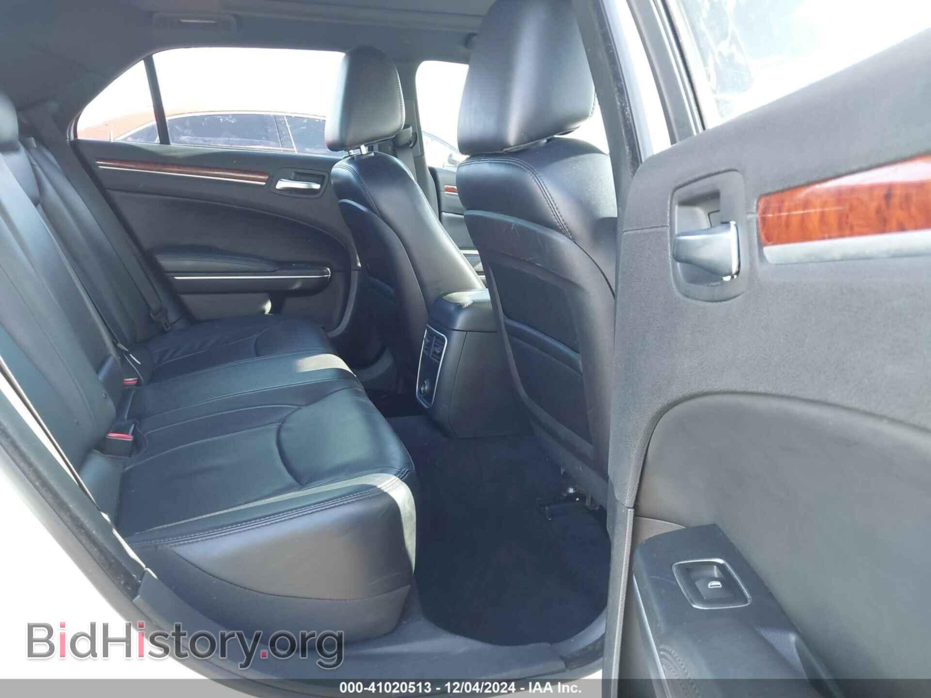 2014 CHRYSLER 300 - VIN: 2C3CCAAG2EH228725 - Photo 8