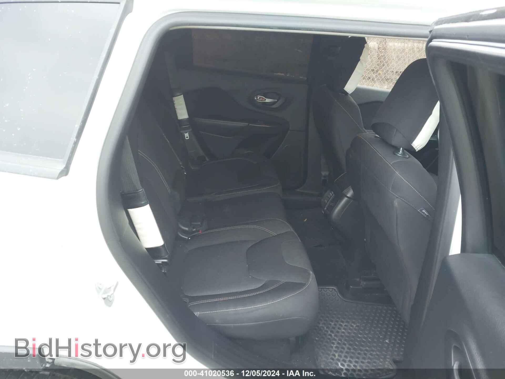 2015 JEEP CHEROKEE - VIN: 1C4PJMCS4FW776086 - Фото 8