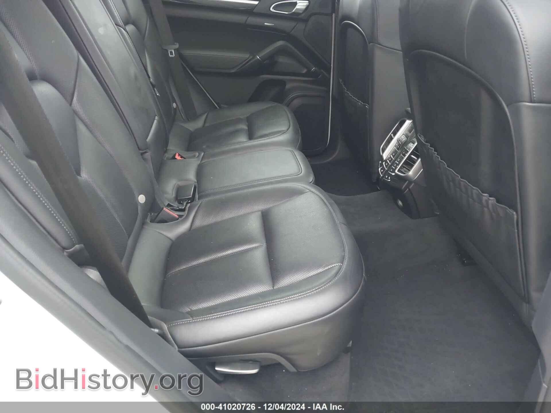 2016 PORSCHE CAYENNE - VIN: WP1AA2A24GKA10735 - Фото 8