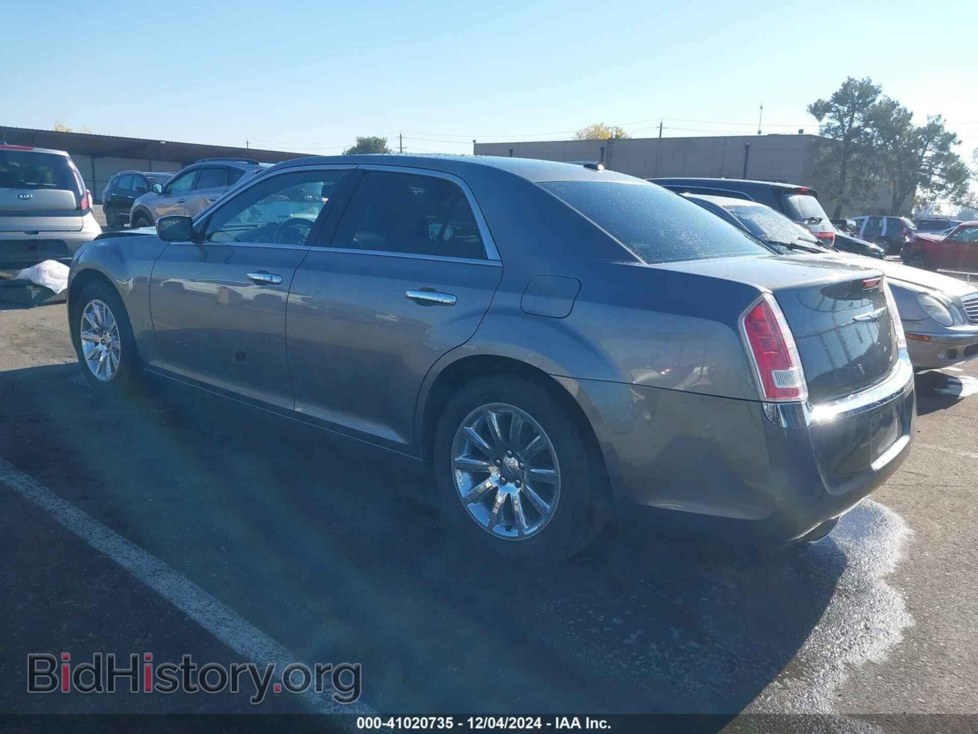 2011 CHRYSLER 300 - VIN: 2C3CA5CG2BH514905 - Фото 3