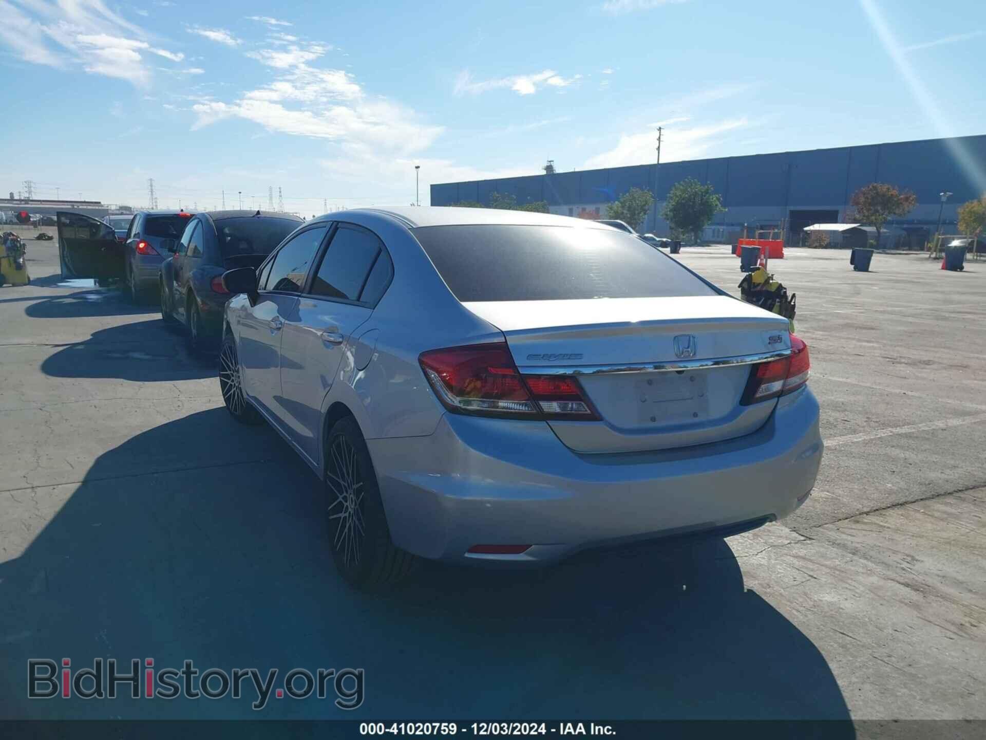 2015 HONDA CIVIC - VIN: 2HGFB2E50FH519799 - Фото 3