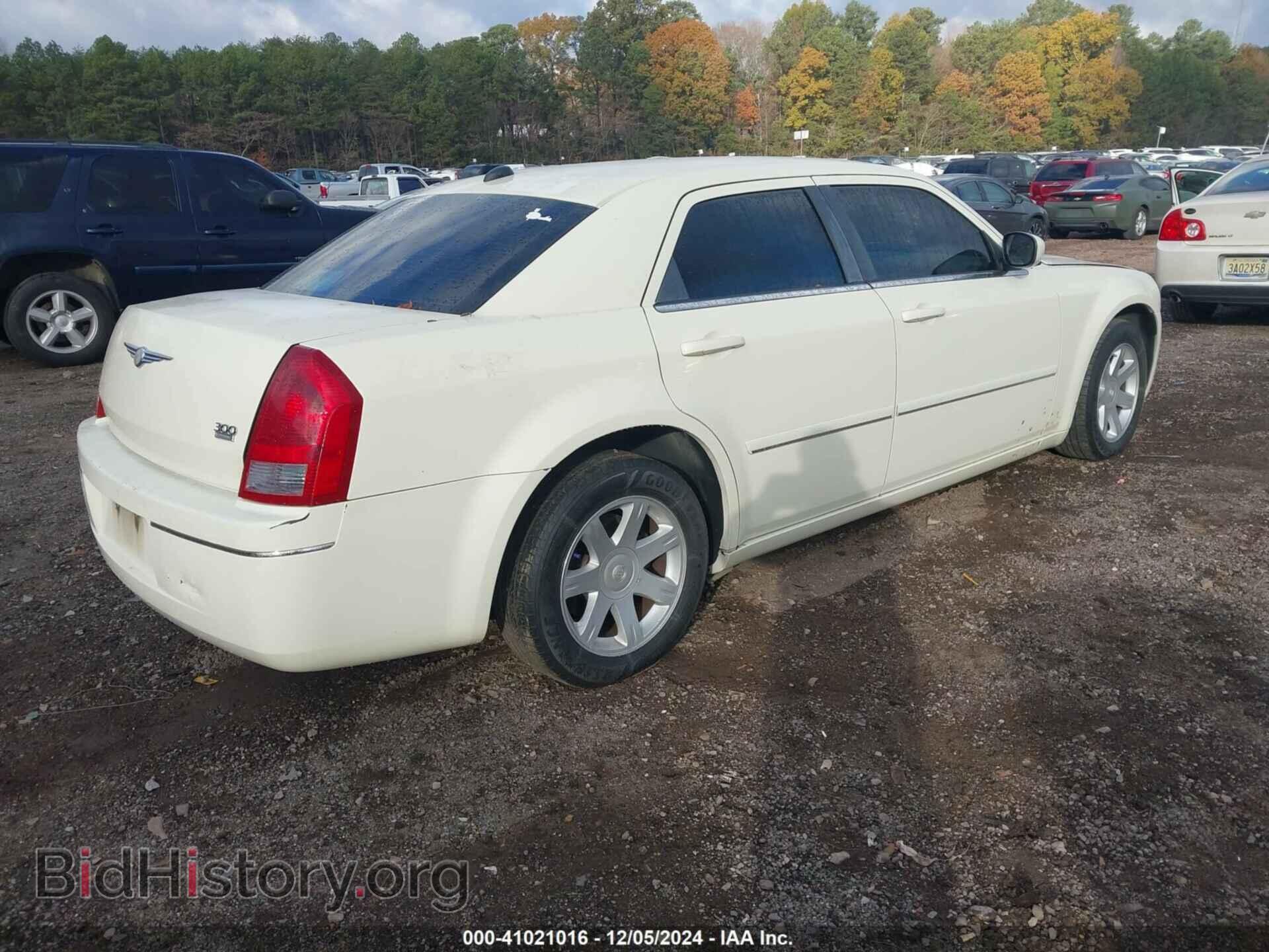 2005 CHRYSLER 300 - VIN: 2C3JA53G55H543469 - Фото 4