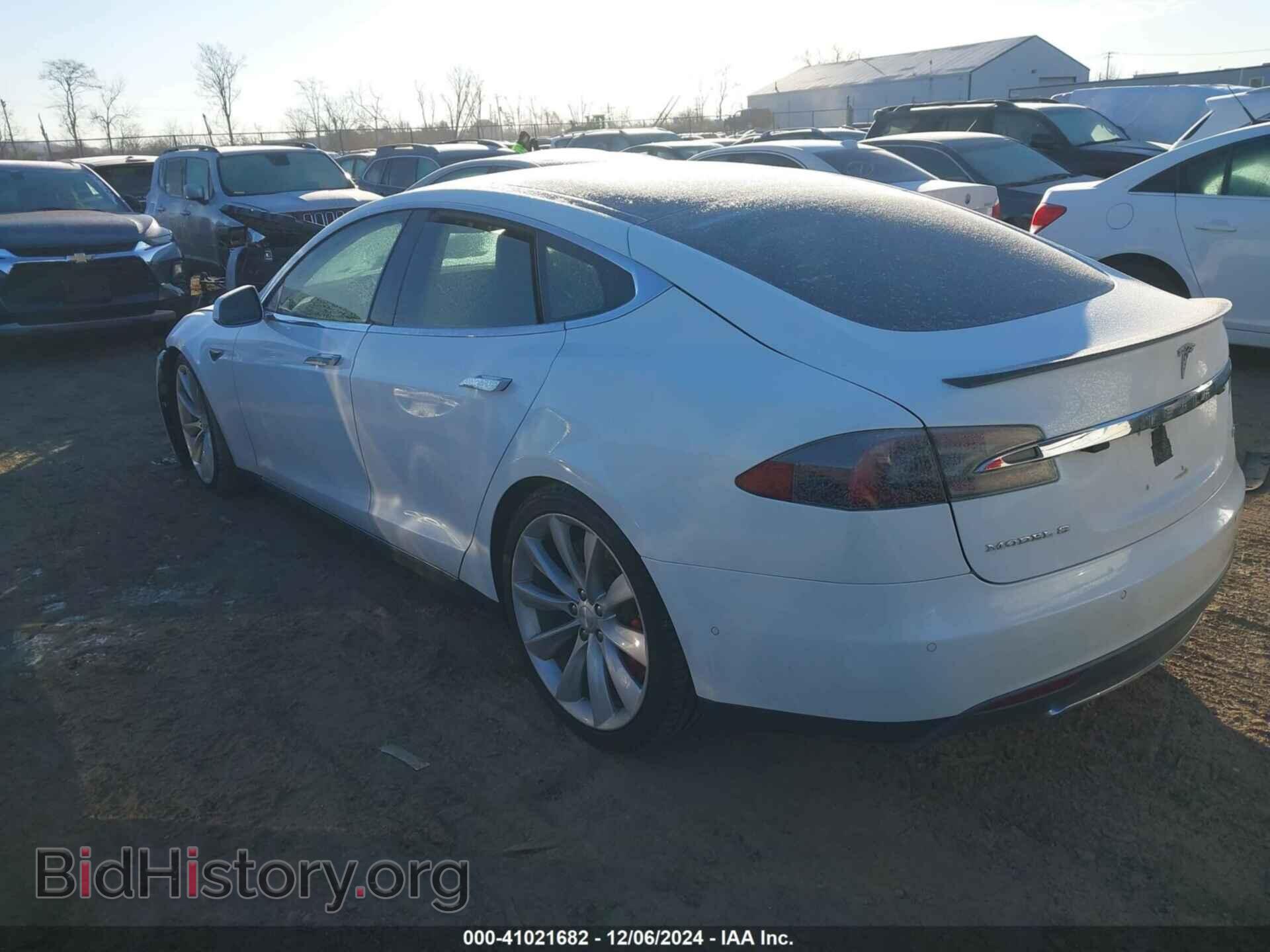 2014 TESLA MODEL S - VIN: 5YJSA1H24EFP63522 - Фото 3