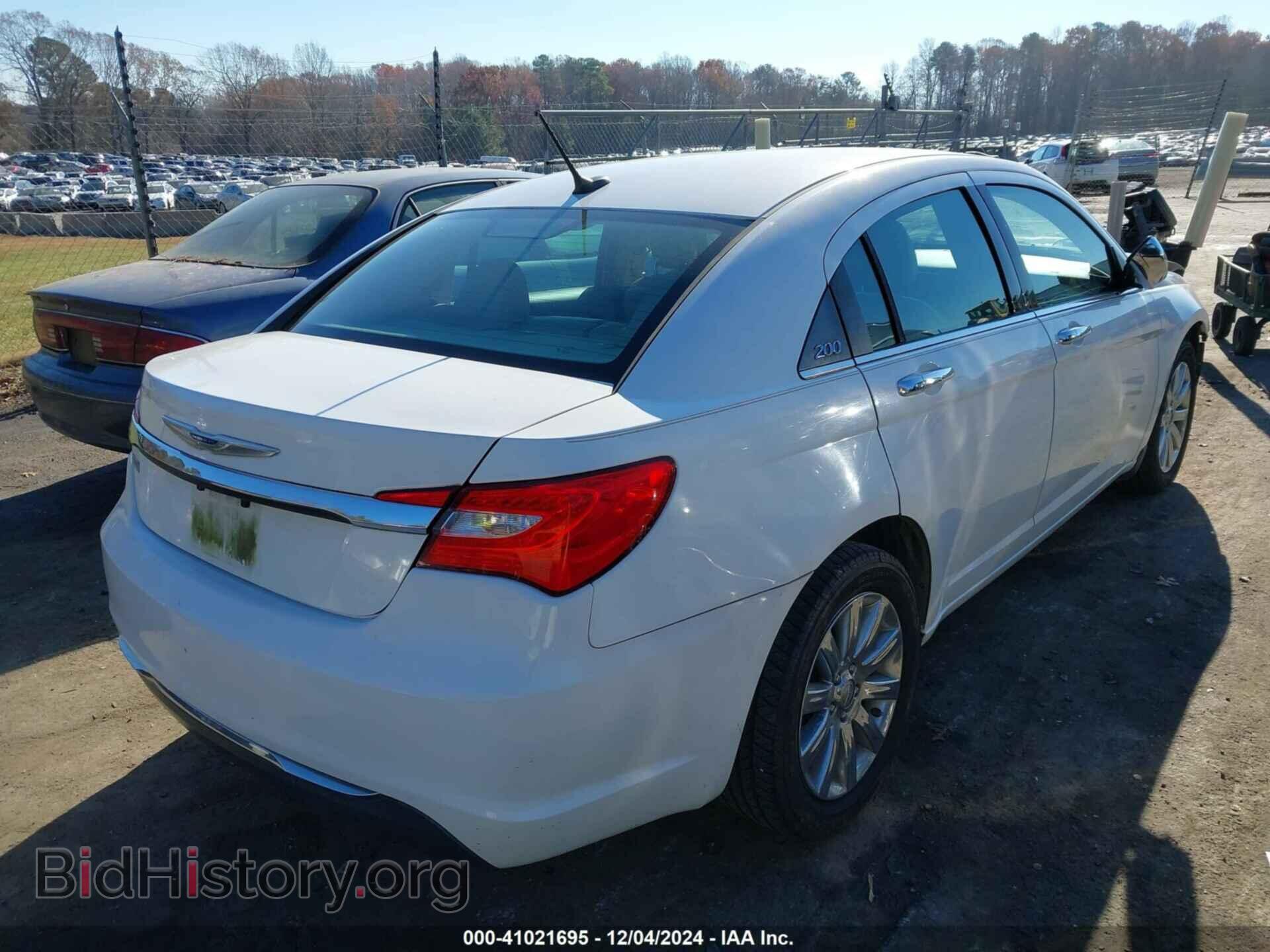 2013 CHRYSLER 200 - VIN: 1C3CCBCG9DN569225 - Фото 4