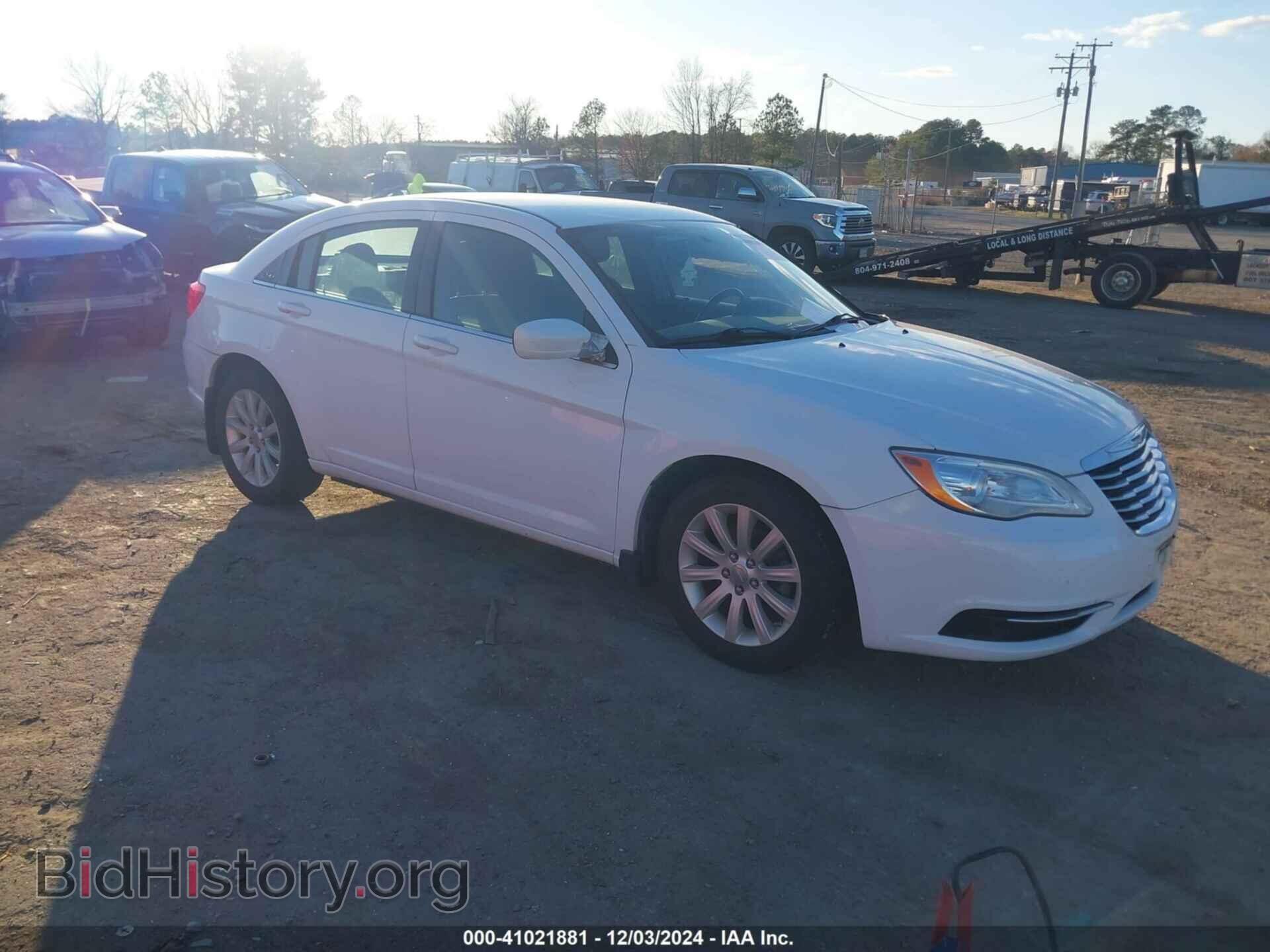 Photo 1C3CCBBBXEN171237 - CHRYSLER 200 2014