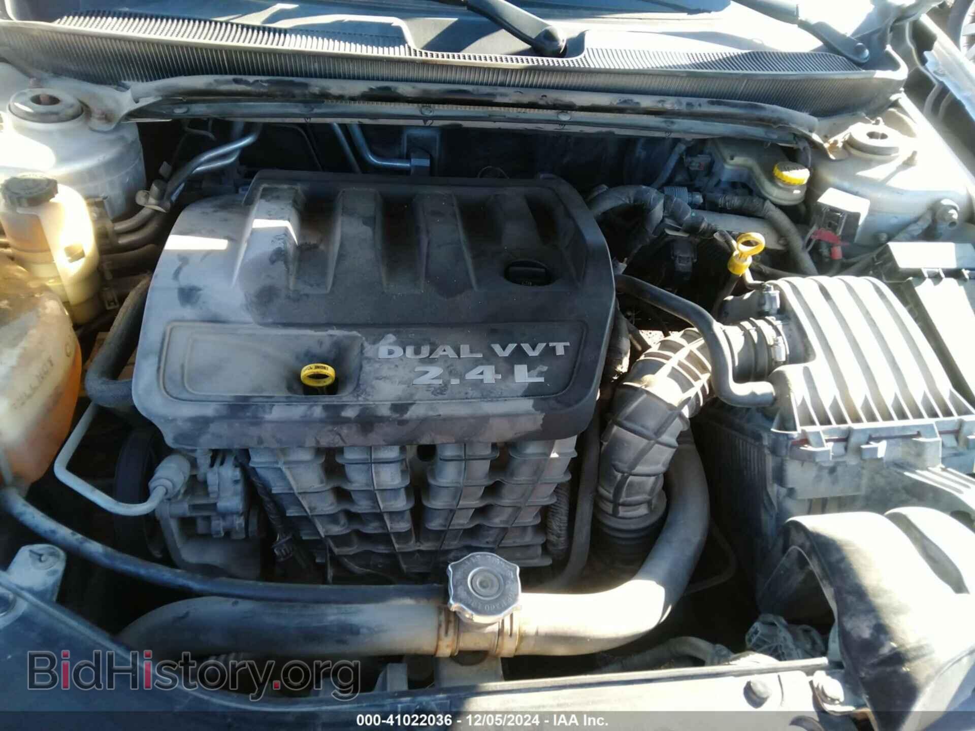 2012 CHRYSLER 200 - VIN: 1C3CCBAB4CN127037 - Фото 10
