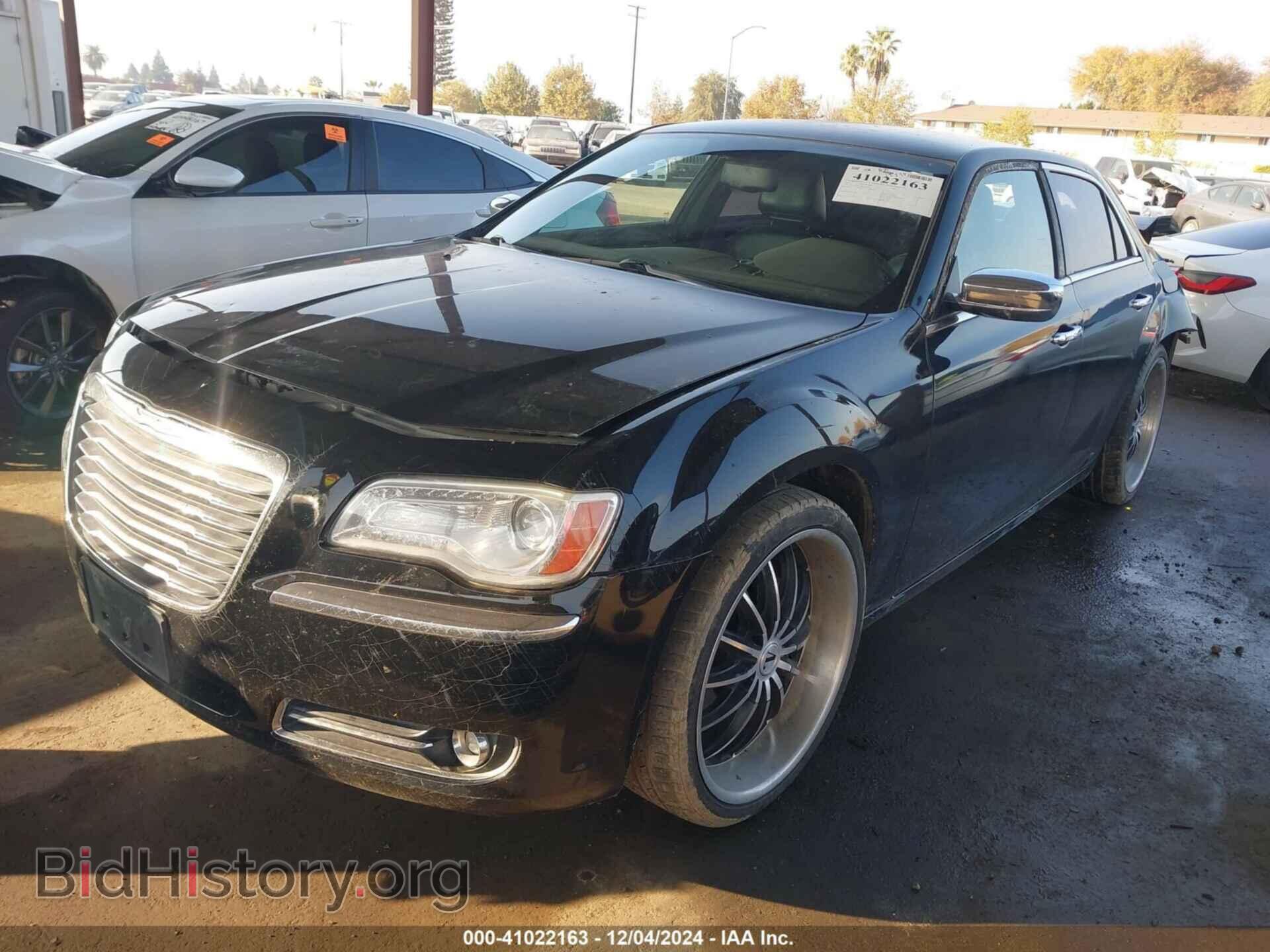 2012 CHRYSLER 300 - VIN: 2C3CCACG8CH192503 - Фото 2
