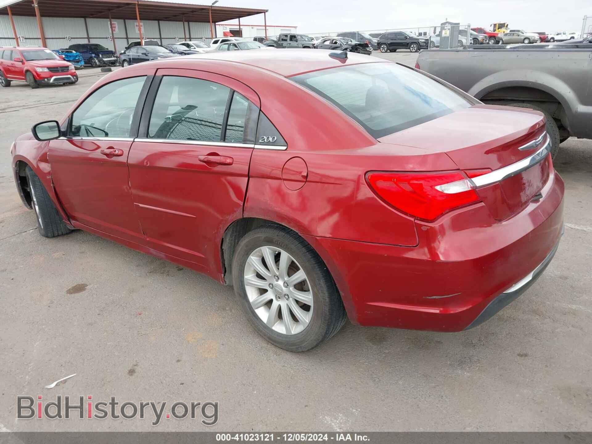 2012 CHRYSLER 200 - VIN: 1C3CCBBB2CN239415 - Фото 3