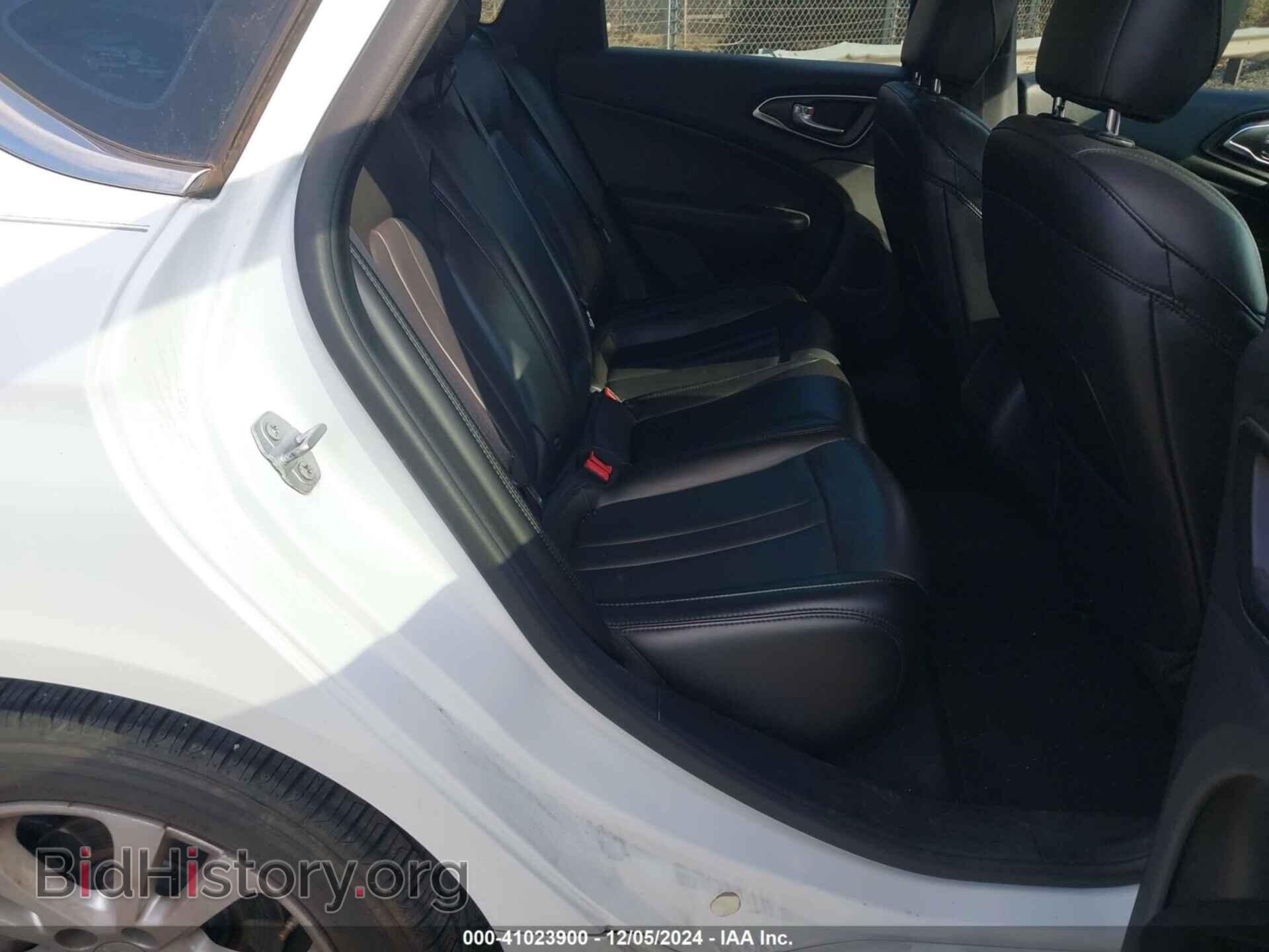 2016 CHRYSLER 200 - VIN: 1C3CCCAB4GN188464 - Фото 8