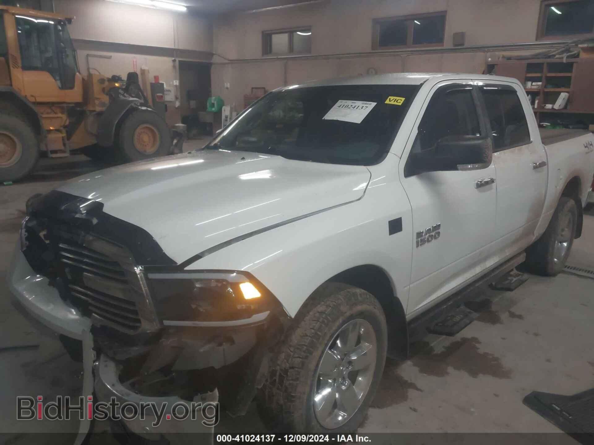 2016 RAM 1500 - VIN: 1C6RR7LG2GS173684 - Фото 2