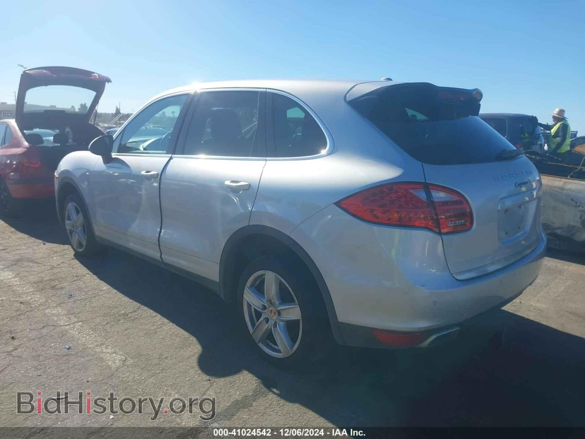 2014 PORSCHE CAYENNE - VIN: WP1AF2A26ELA39968 - Фото 3