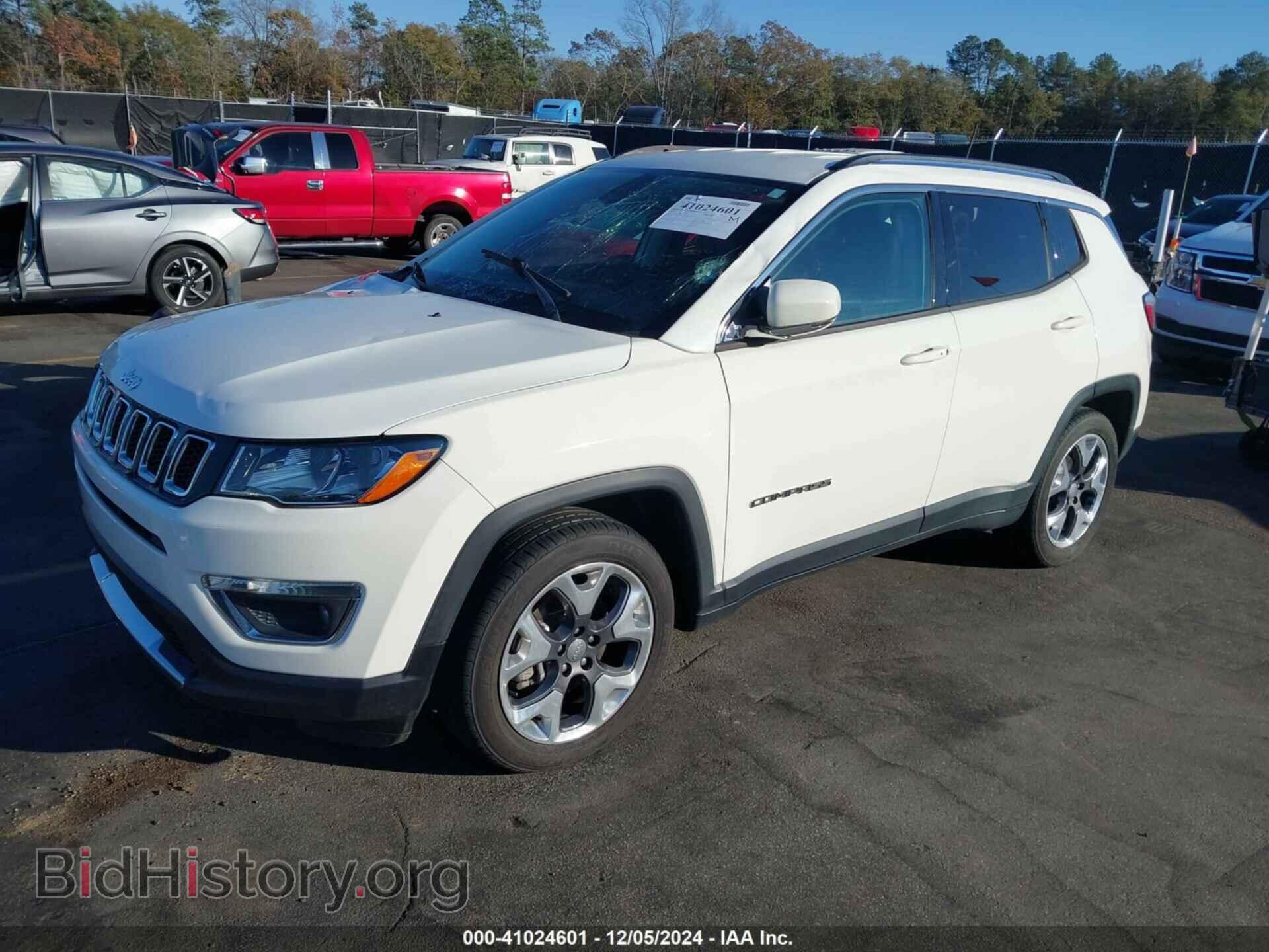 2019 JEEP COMPASS - VIN: 3C4NJCCB0KT793579 - Фото 2