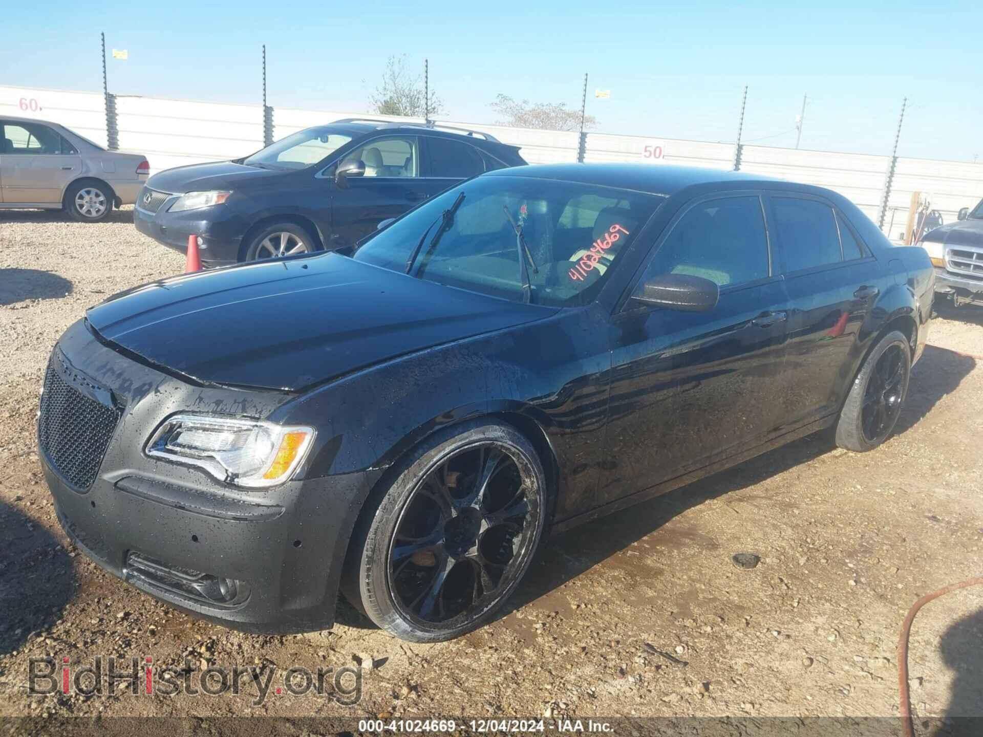 2012 CHRYSLER 300 - VIN: 2C3CCACG2CH310139 - Photo 2