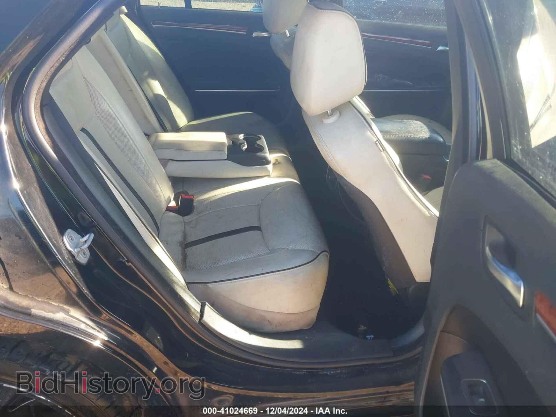 2012 CHRYSLER 300 - VIN: 2C3CCACG2CH310139 - Photo 8