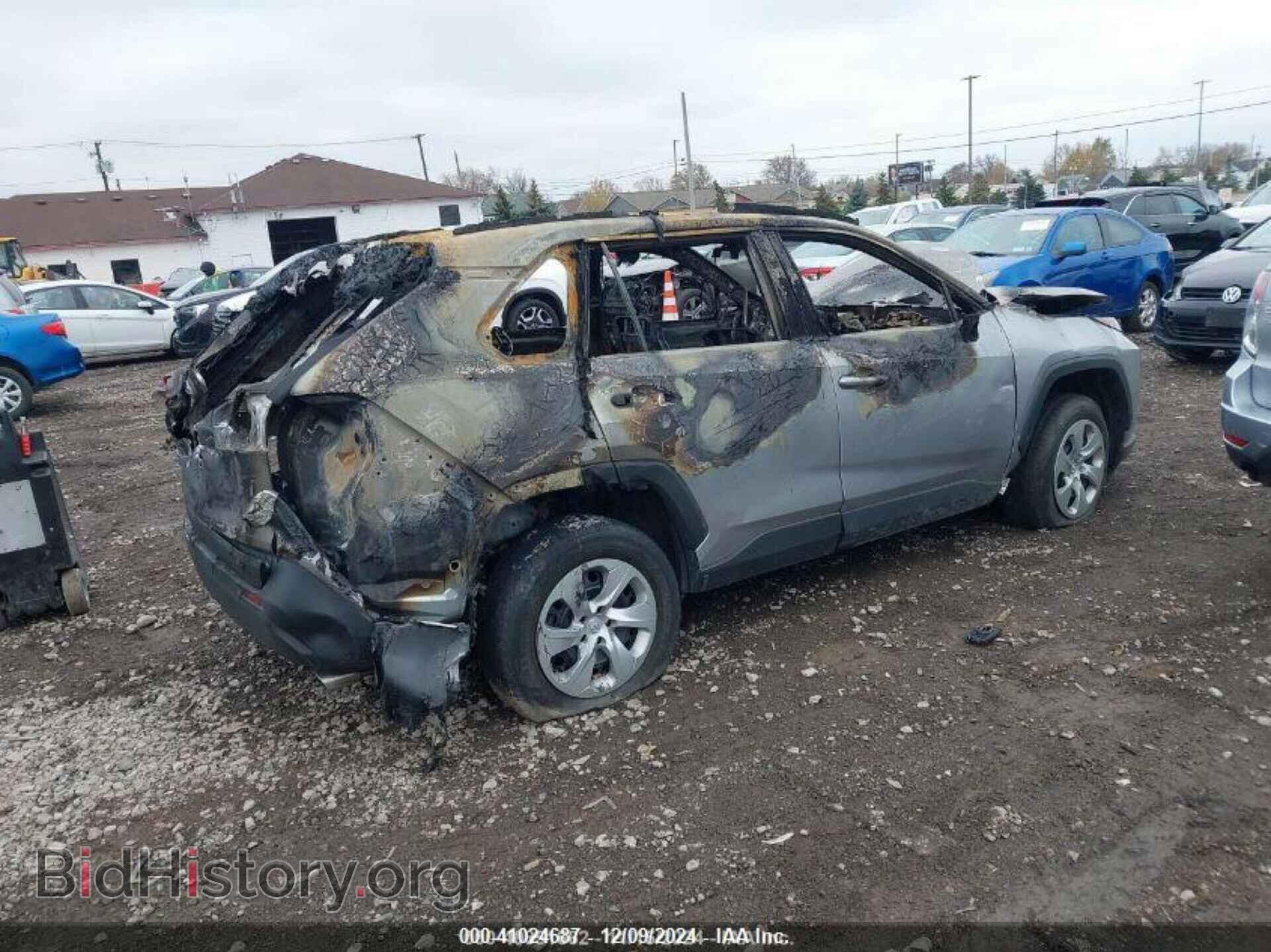 2020 TOYOTA RAV4 - VIN: 2T3F1RFV8LC061287 - Фото 4