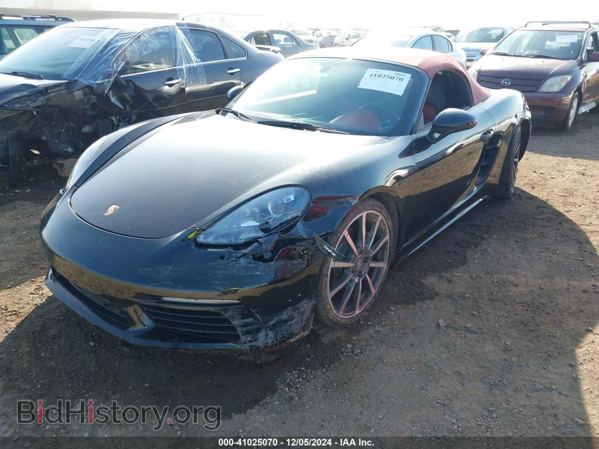 2017 PORSCHE 718 BOXSTER - VIN: WP0CA2A83HS220176 - Фото 2
