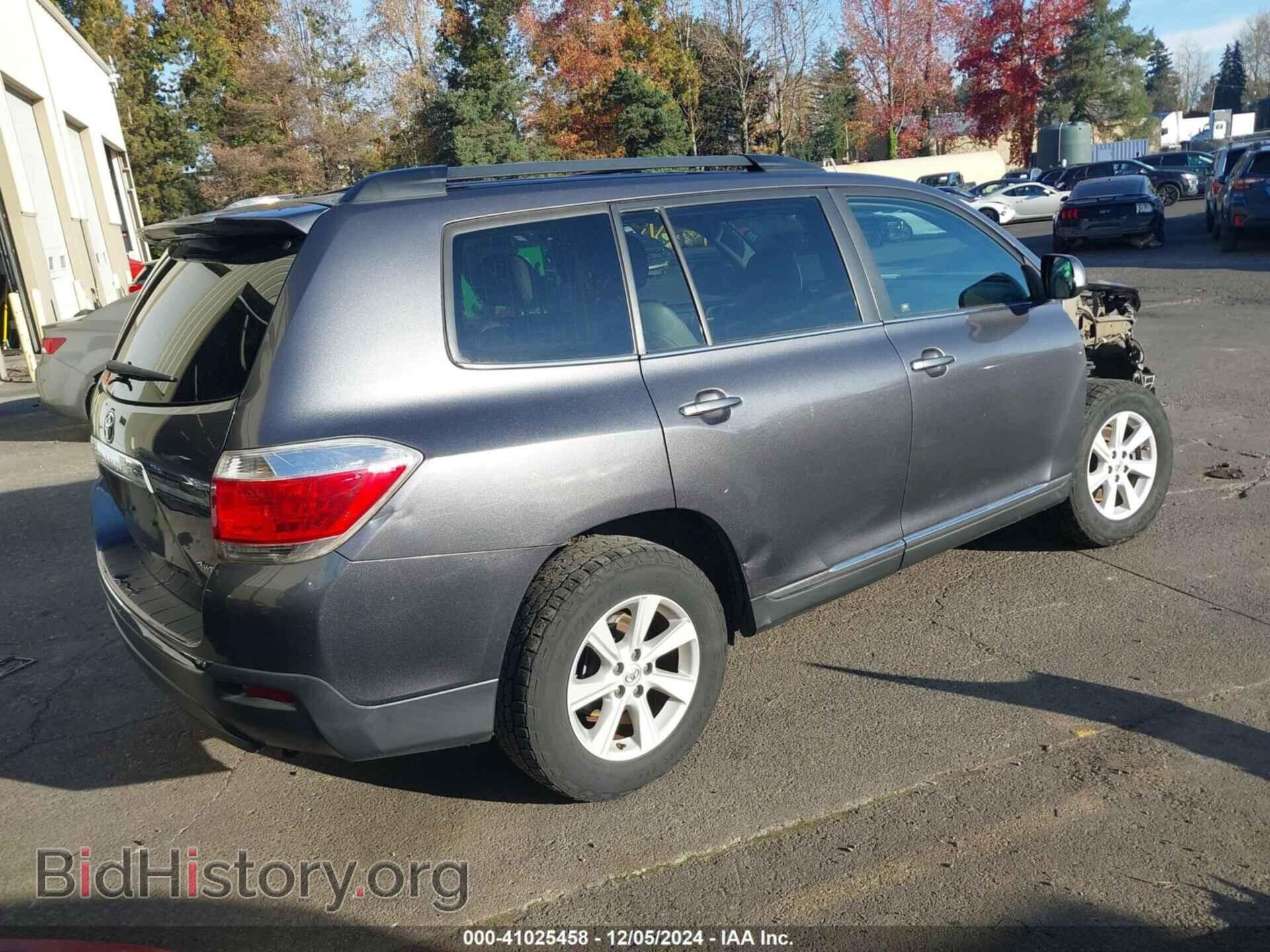 2013 TOYOTA HIGHLANDER - VIN: 5TDBK3EH8DS221531 - Фото 4