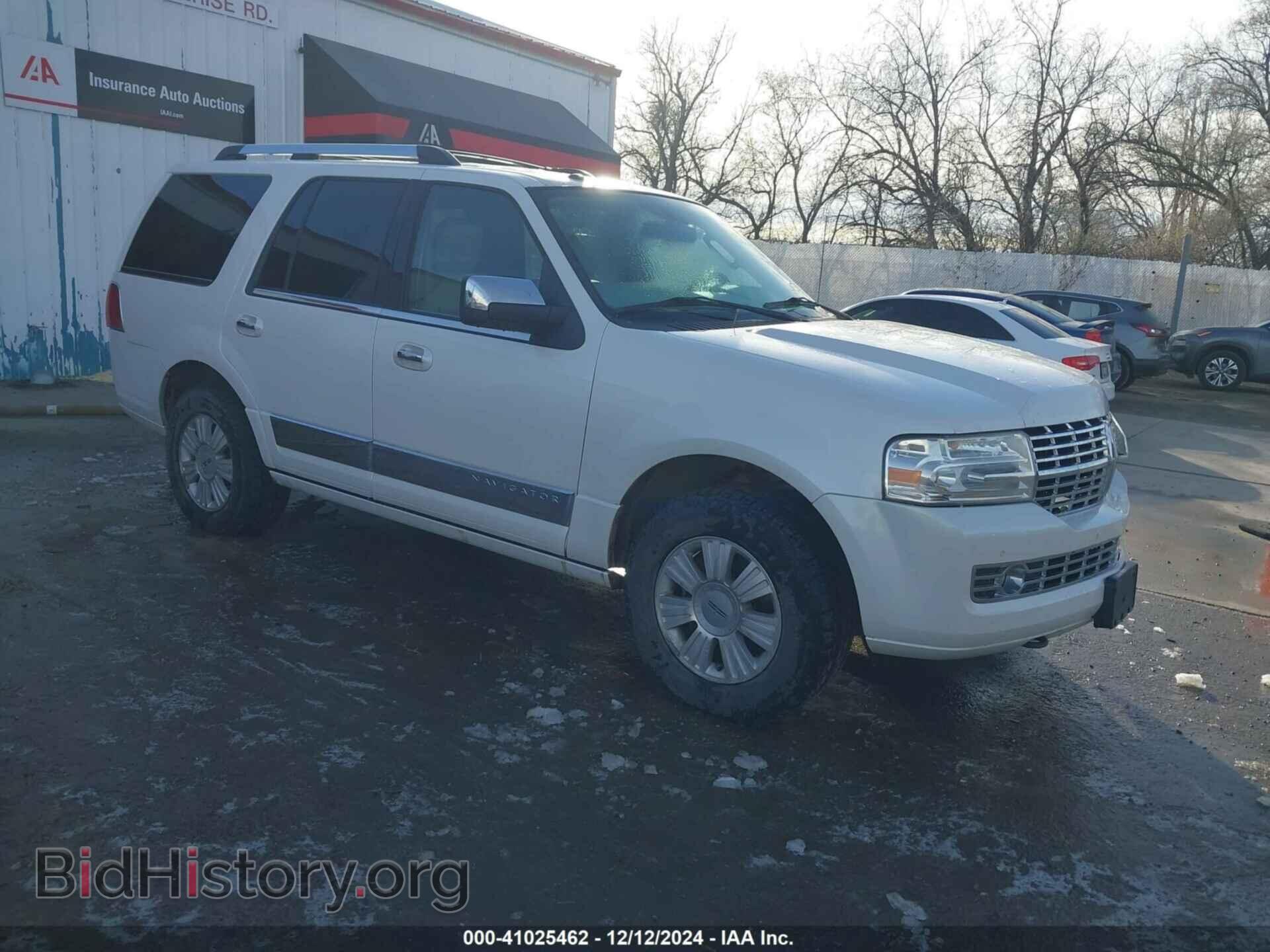 Photo 5LMJJ2J50AEJ07246 - LINCOLN NAVIGATOR 2010