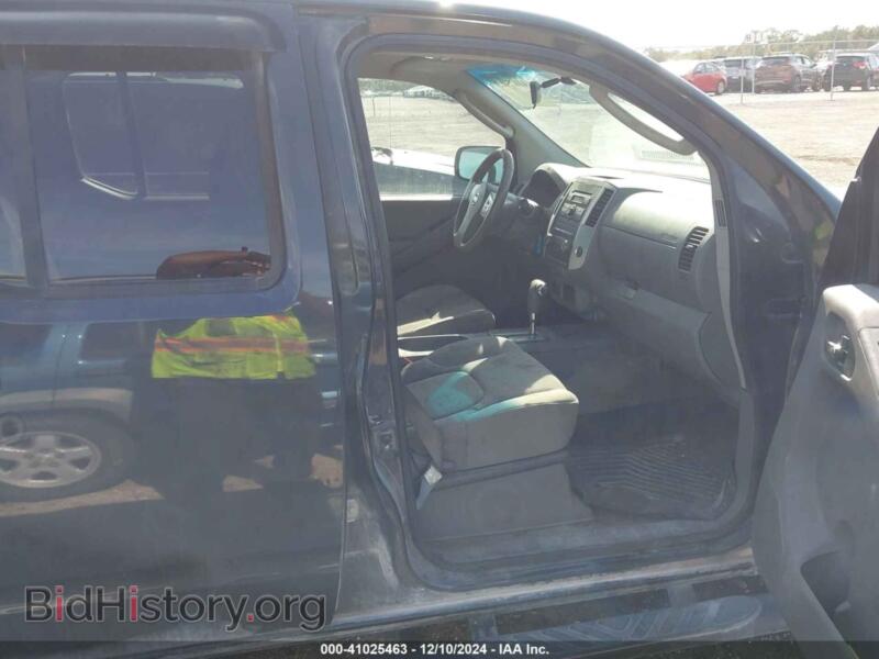 2011 Nissan FRONTIER (VIN 1N6AD0ER4BC430810) — фото 5 из 17
