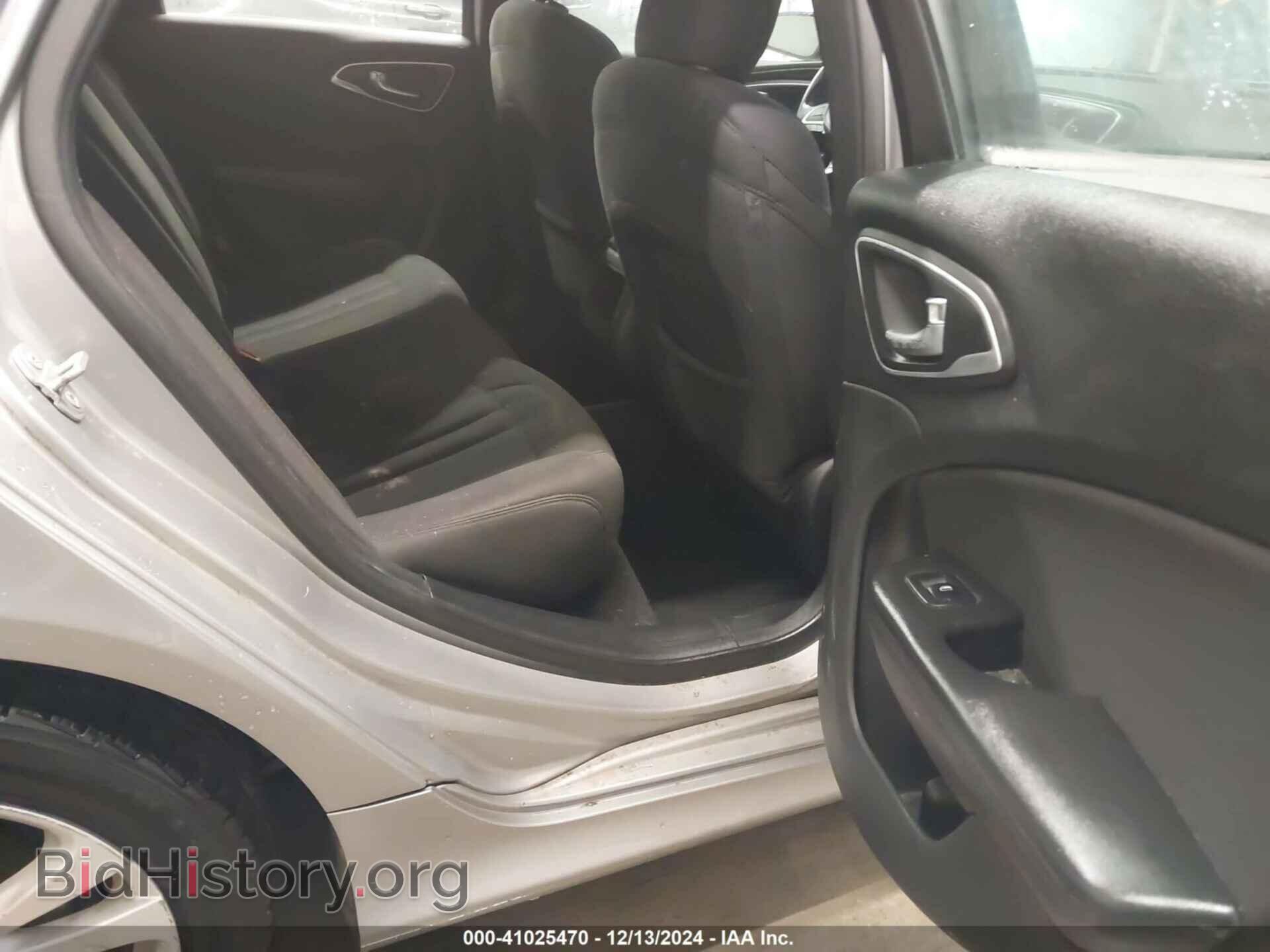 2015 CHRYSLER 200 - VIN: 1C3CCCABXFN602961 - Фото 8