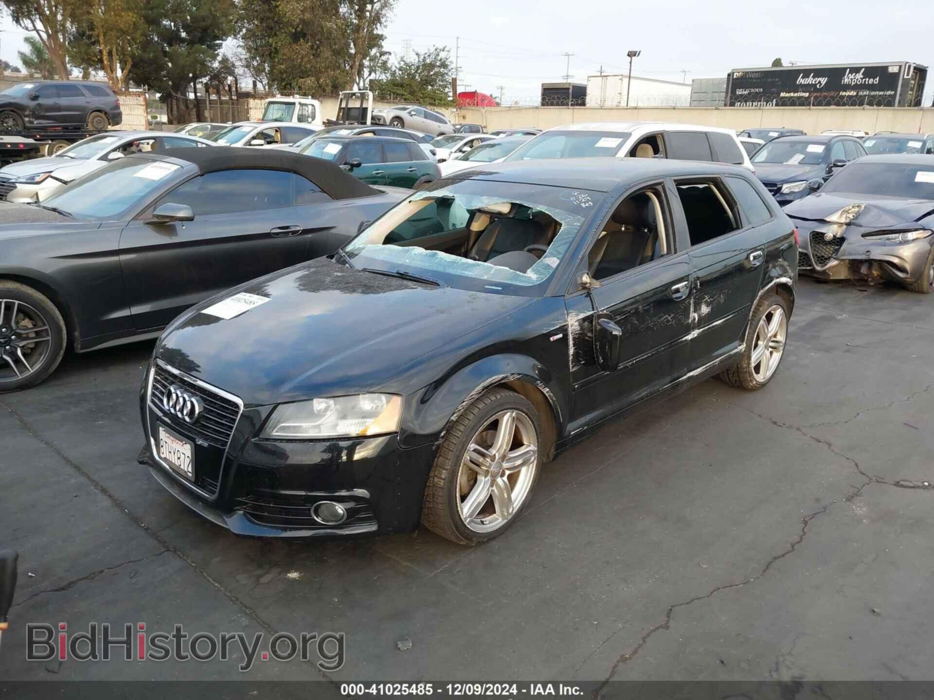 2012 AUDI A3 - VIN: WAUBJBFM2CA122012 - Photo 2