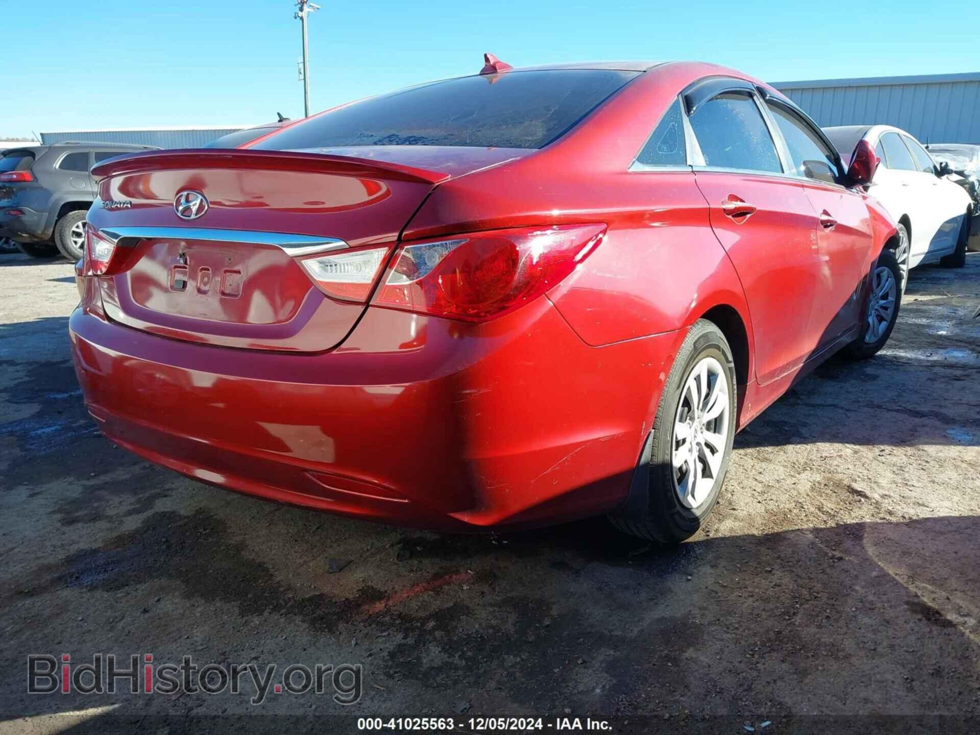 2012 HYUNDAI SONATA - VIN: 5NPEB4AC0CH401247 - Фото 4