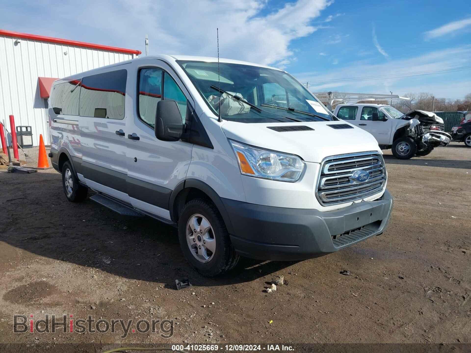 Photo 1FBZX2YM0HKB17166 - FORD TRANSIT-350 2017