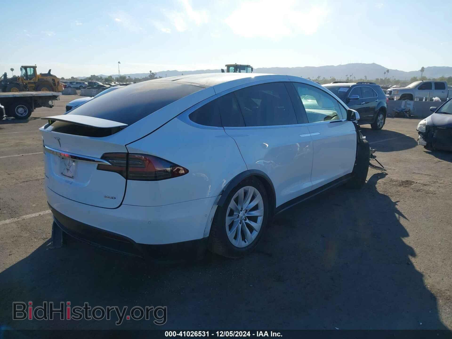 2018 TESLA MODEL X - VIN: 5YJXCBE29JF128347 - Фото 4