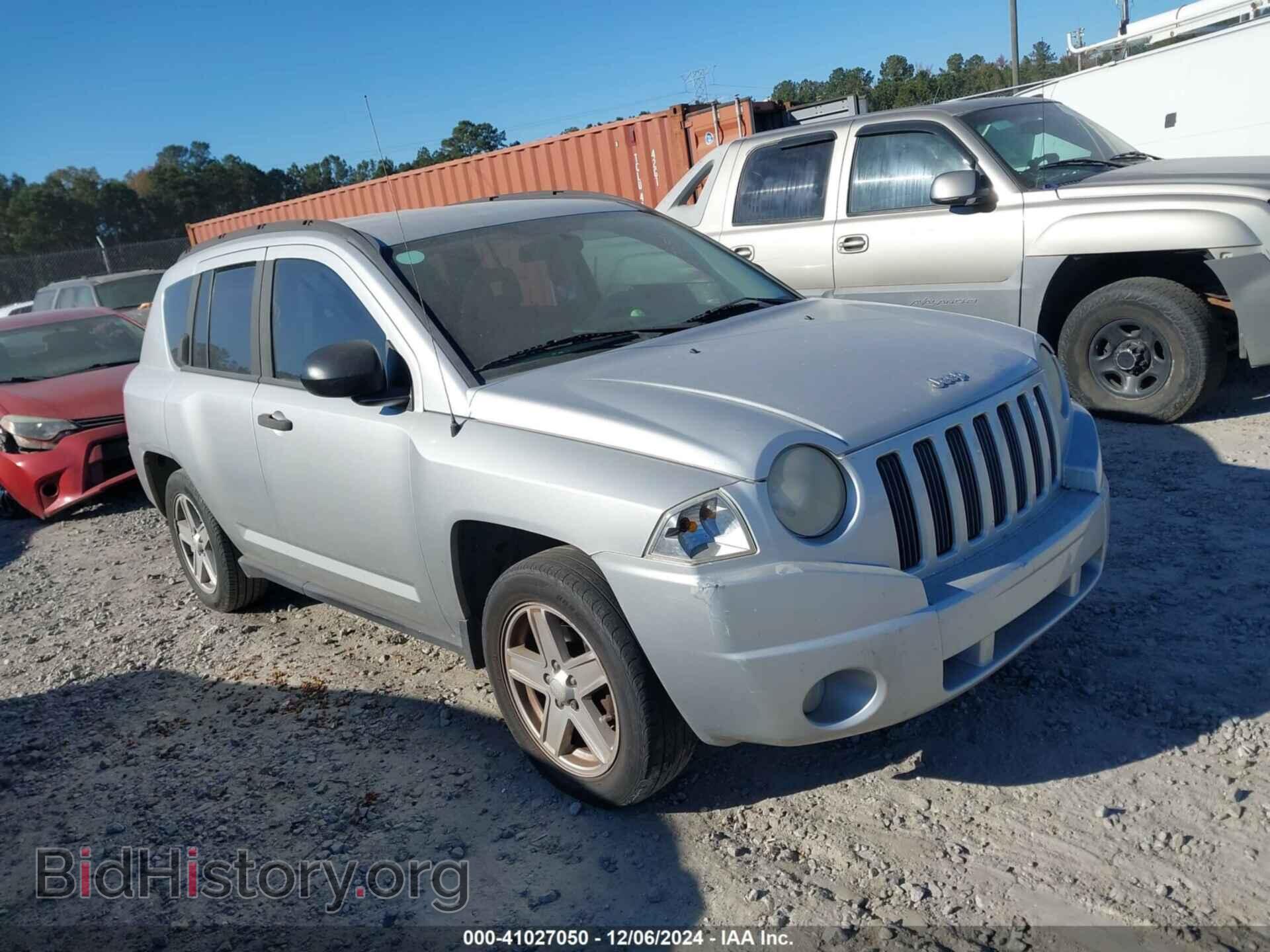 Фотография 1J8FT47067D418752 - JEEP COMPASS 2007