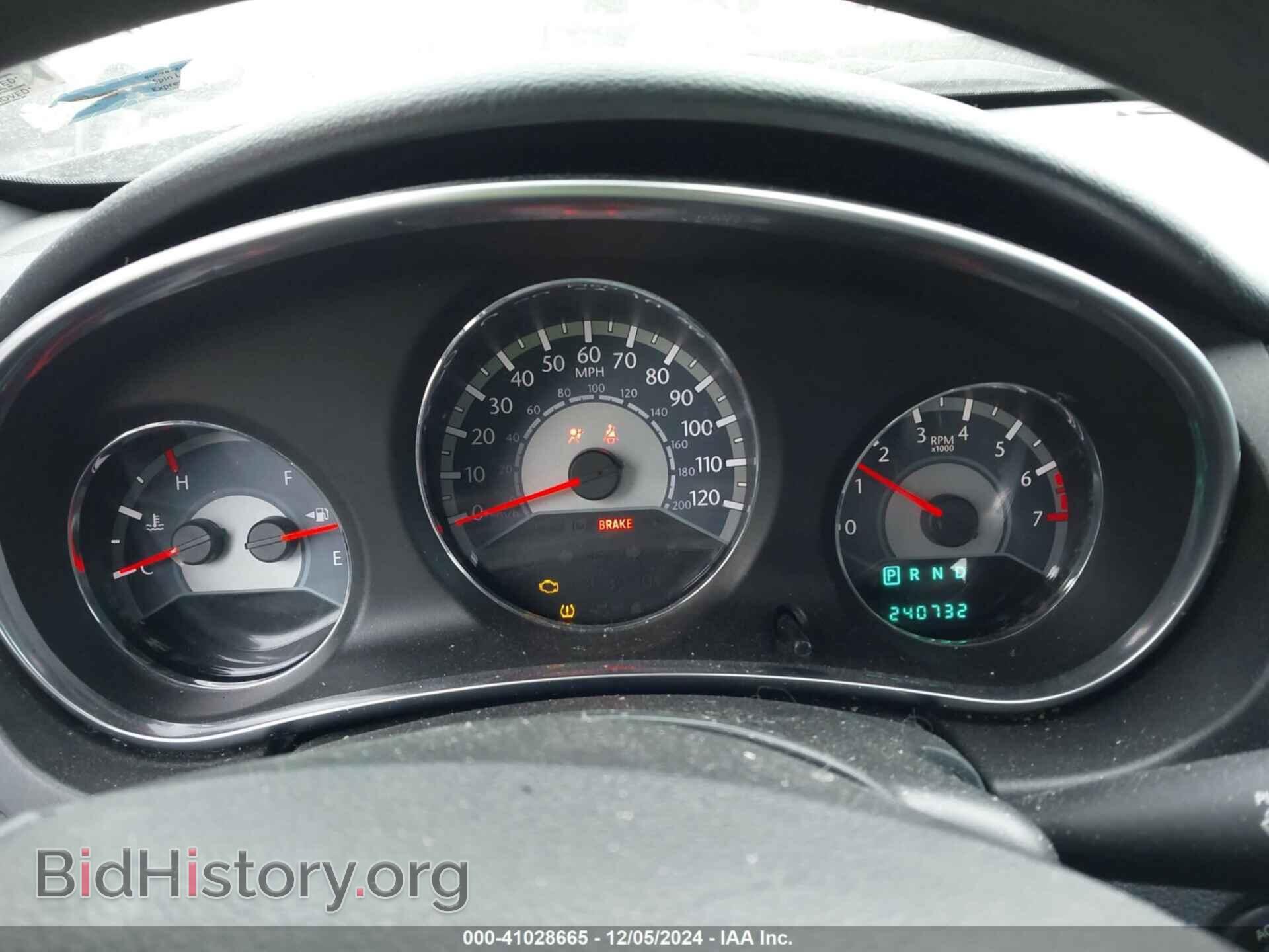 2012 CHRYSLER 200 - VIN: 1C3CCBAB4CN199632 - Photo 7