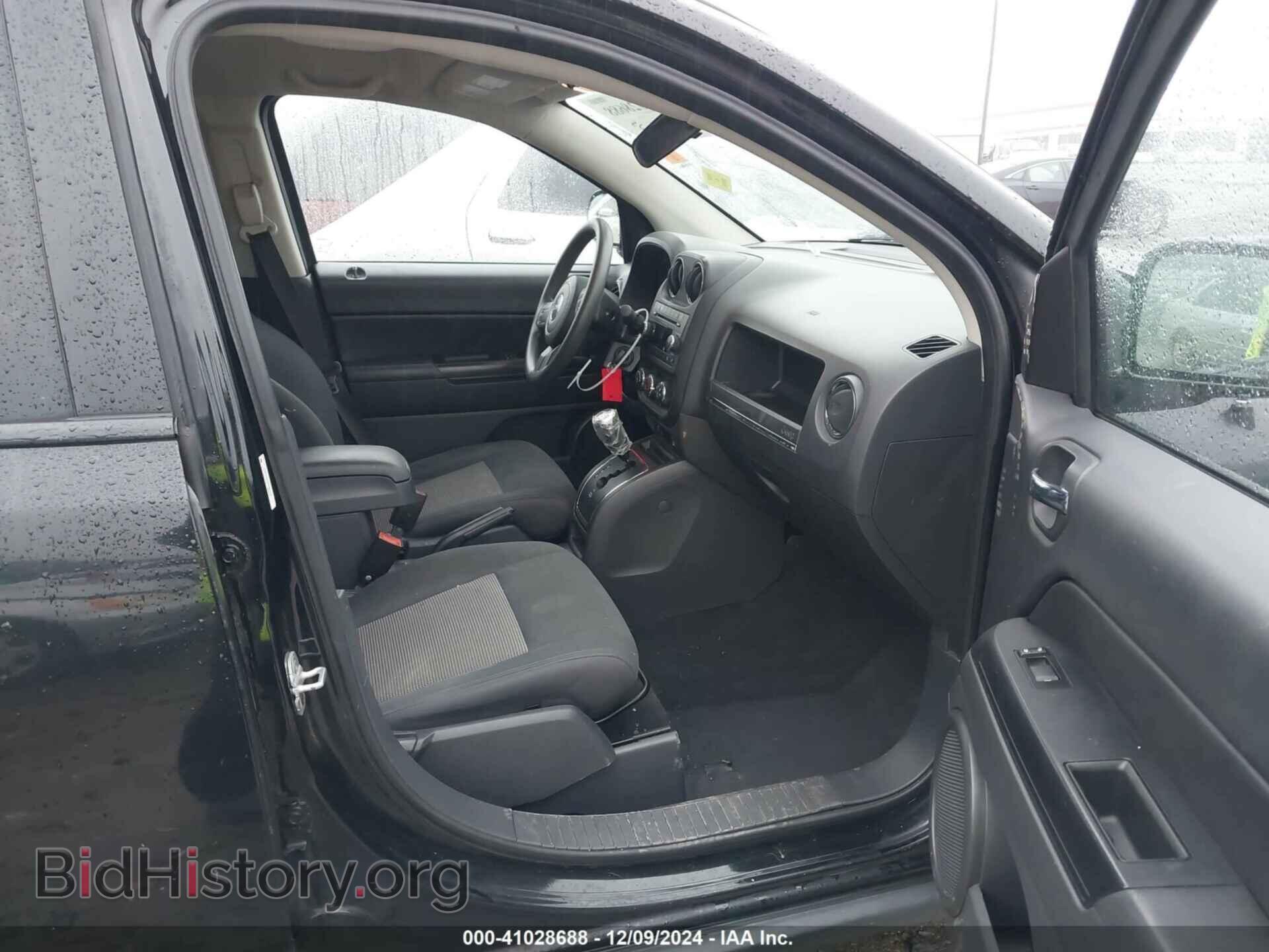 2012 JEEP COMPASS - VIN: 1C4NJDBB6CD504770 - Фото 5