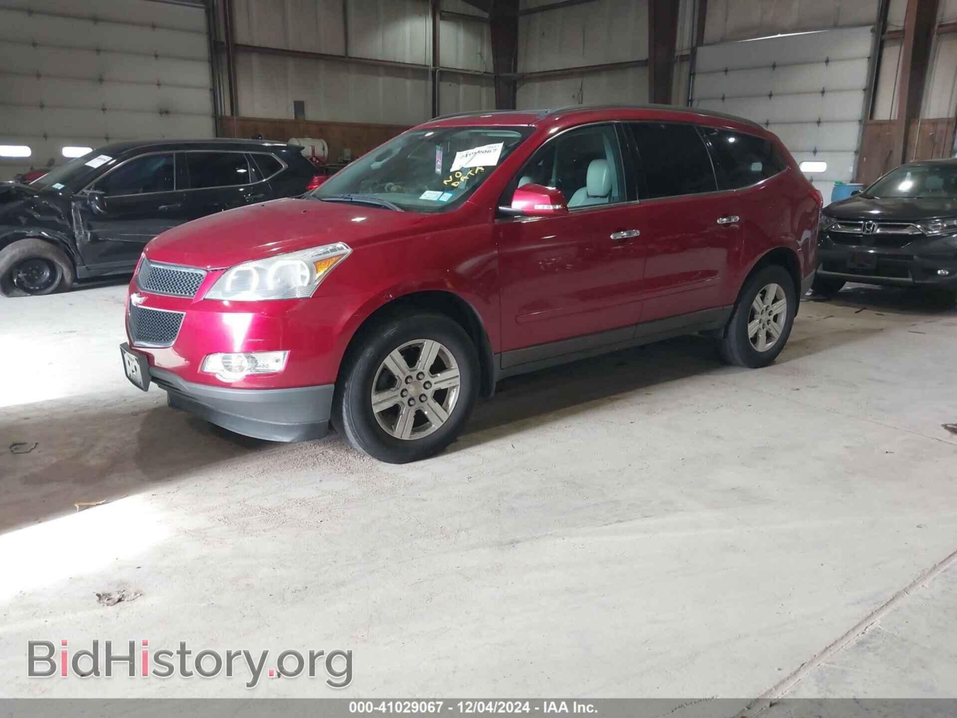 2012 CHEVROLET TRAVERSE - VIN: 1GNKVJED2CJ222959 - Фото 2