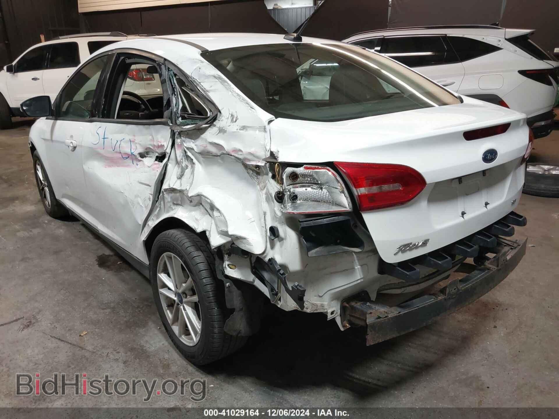 2017 FORD FOCUS - VIN: 1FADP3F23HL207683 - Фото 3