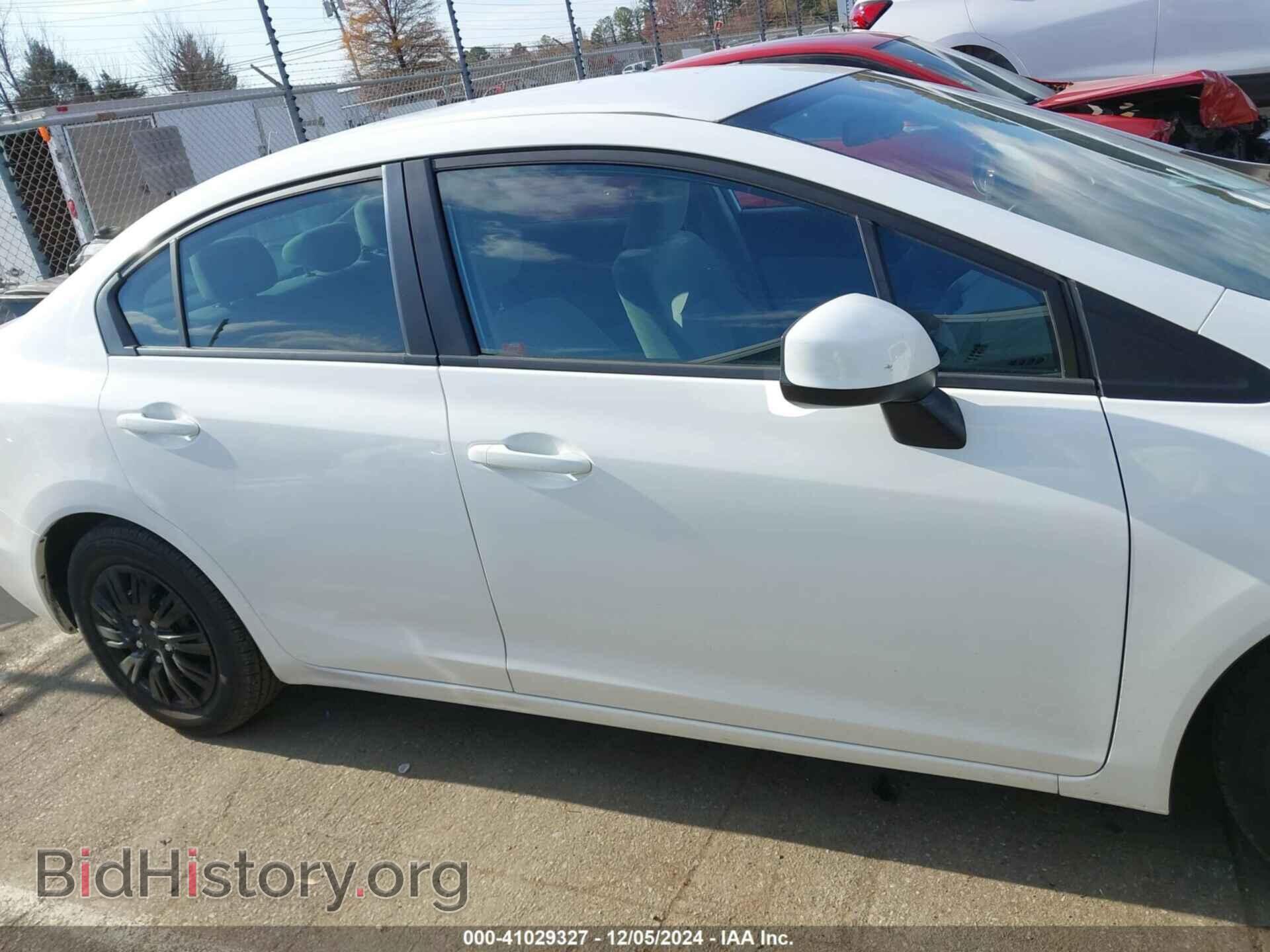 2012 HONDA CIVIC - VIN: 2HGFB2F57CH328889 - Фото 13