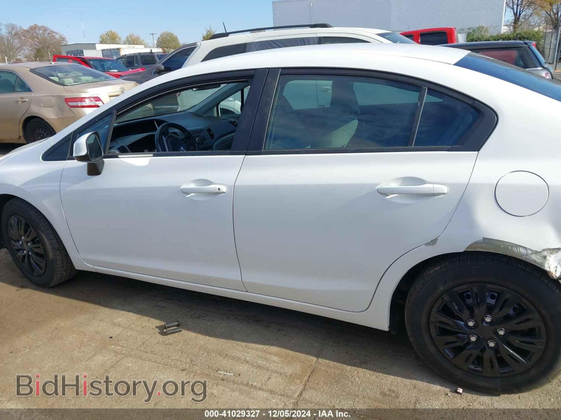 2012 HONDA CIVIC - VIN: 2HGFB2F57CH328889 - Фото 14