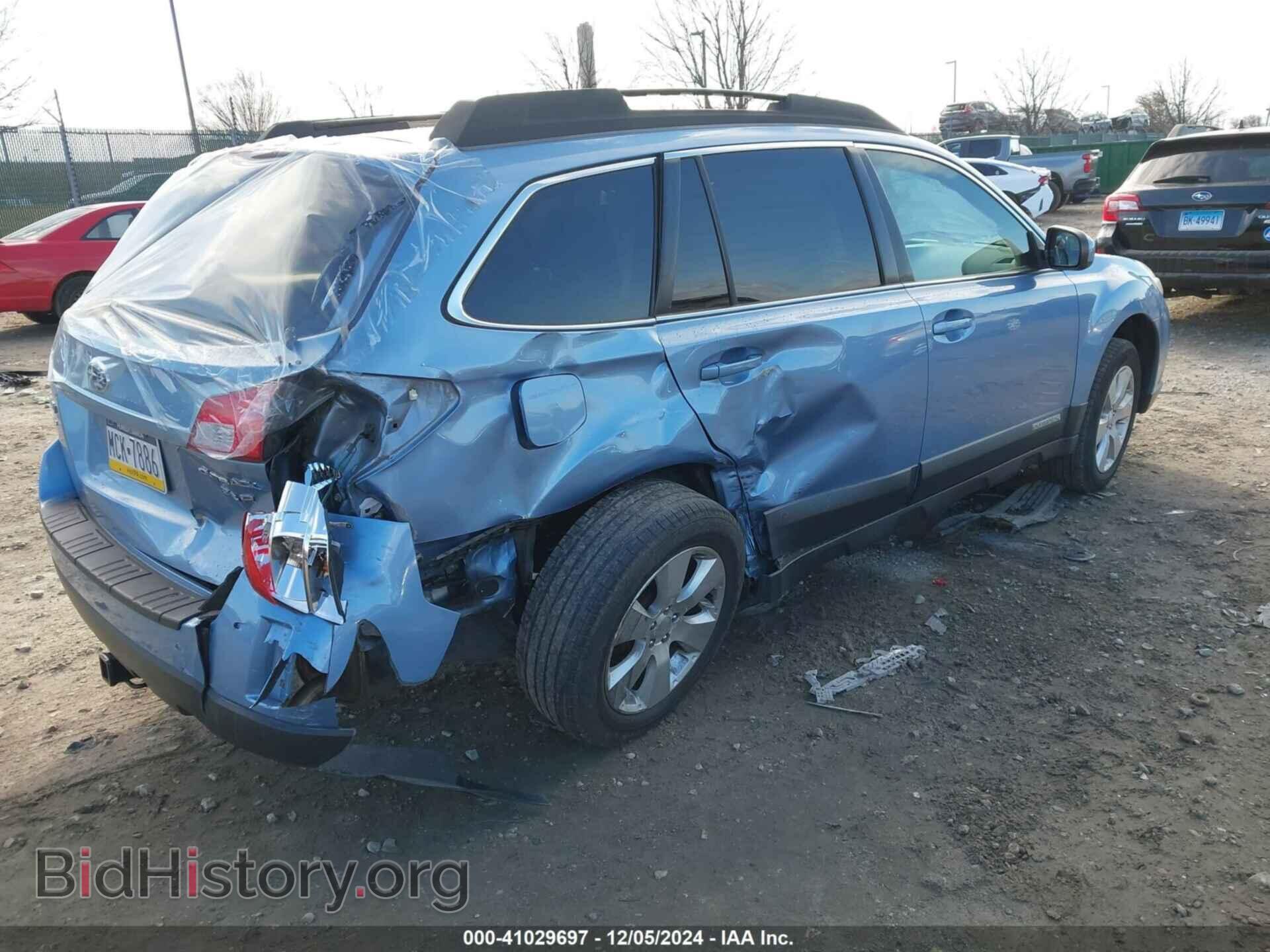2011 SUBARU OUTBACK - VIN: 4S4BRDCC1B2411552 - Фото 4