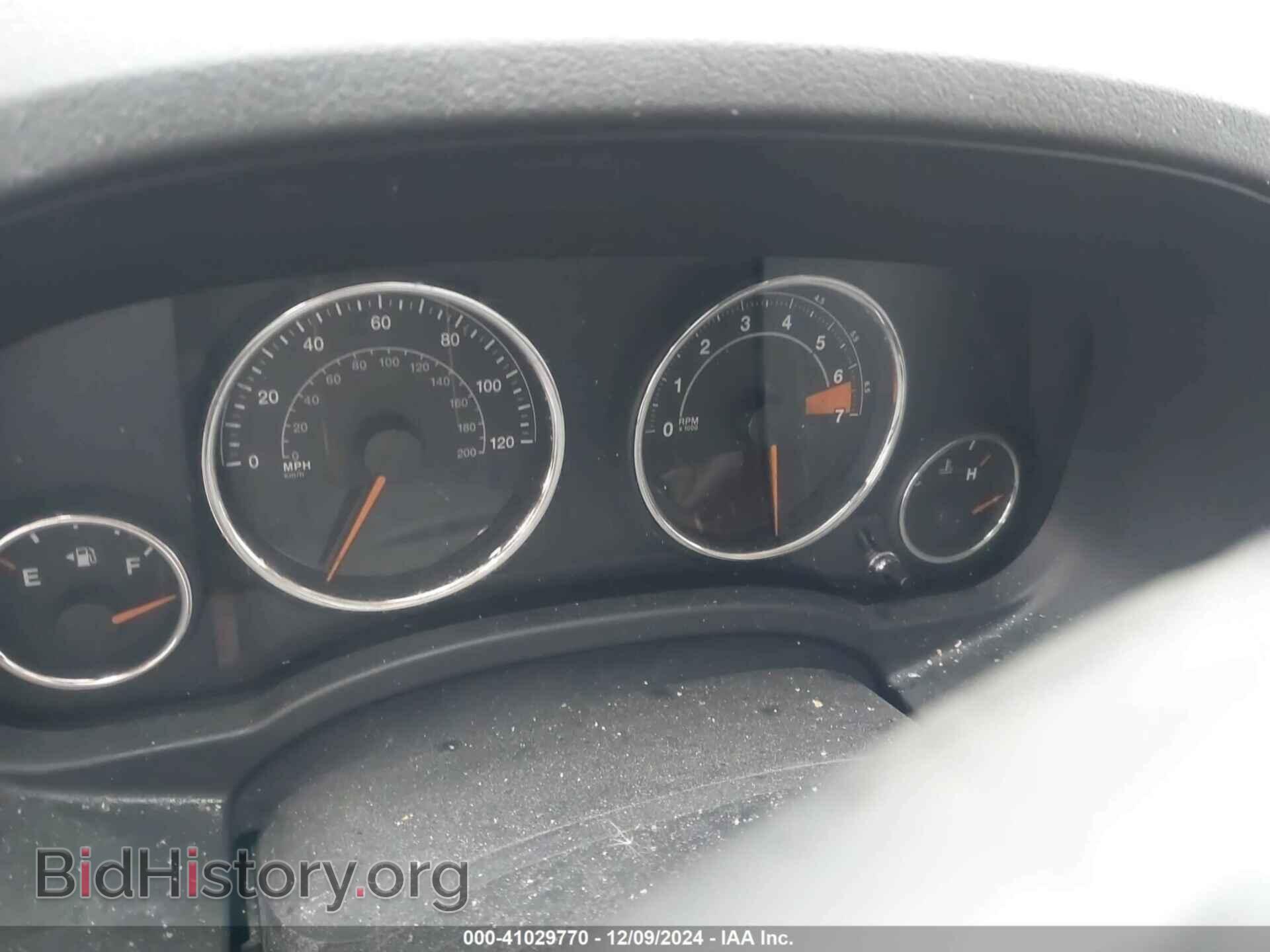 2014 JEEP COMPASS - VIN: 1C4NJCEA1ED888571 - Фото 7