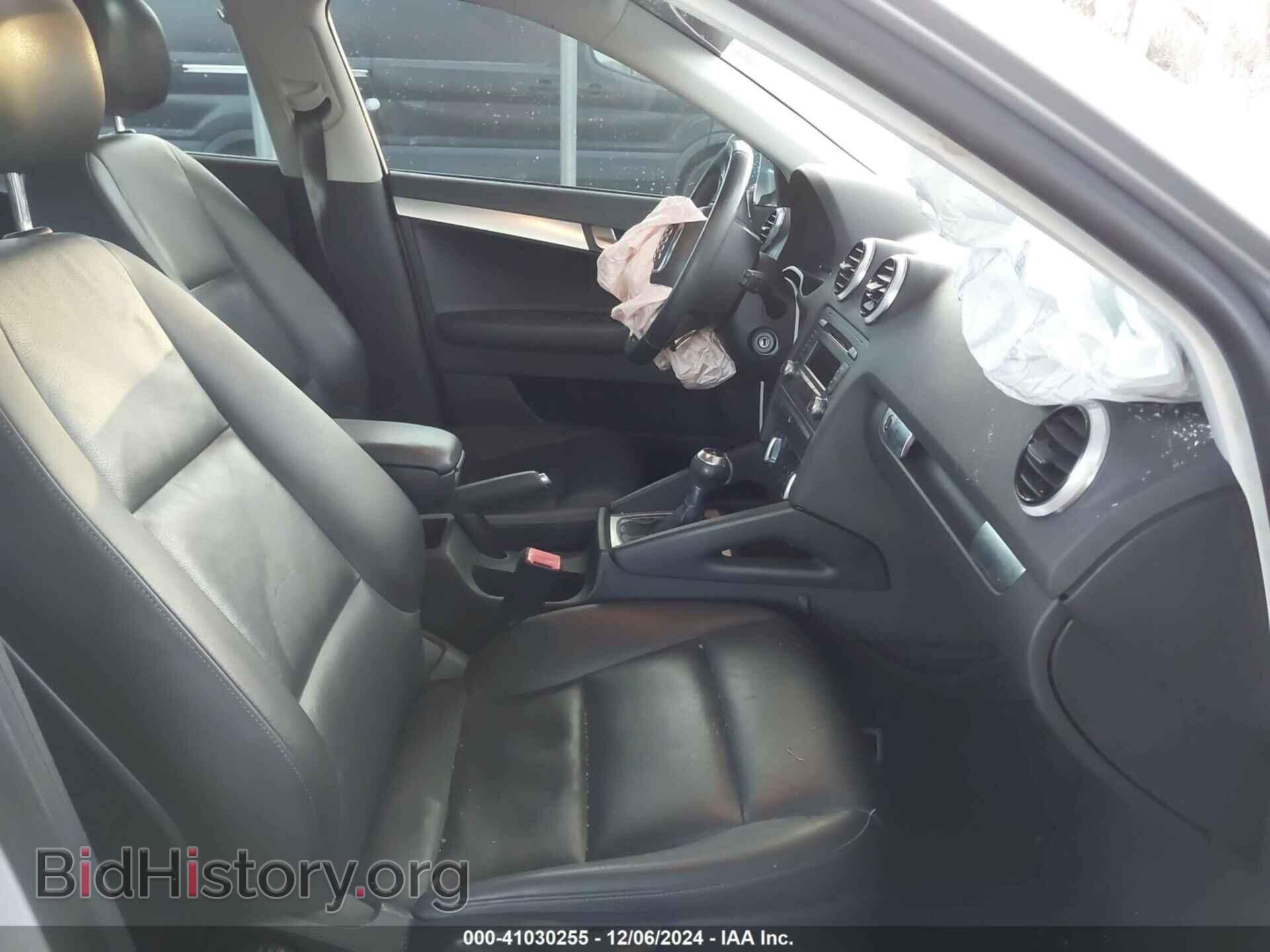 2011 AUDI A3 - VIN: WAUKJAFM9BA010140 - Фото 5