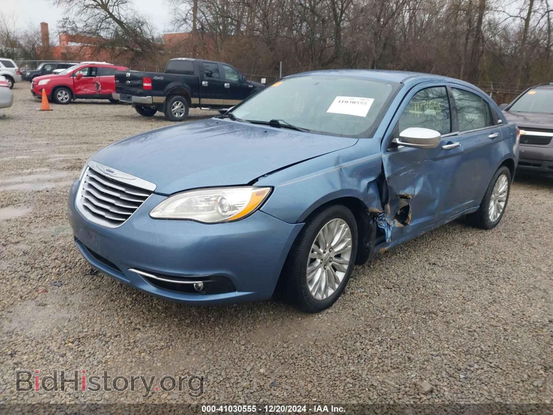 2011 CHRYSLER 200 - VIN: 1C3BC2FB7BN601517 - Фото 2