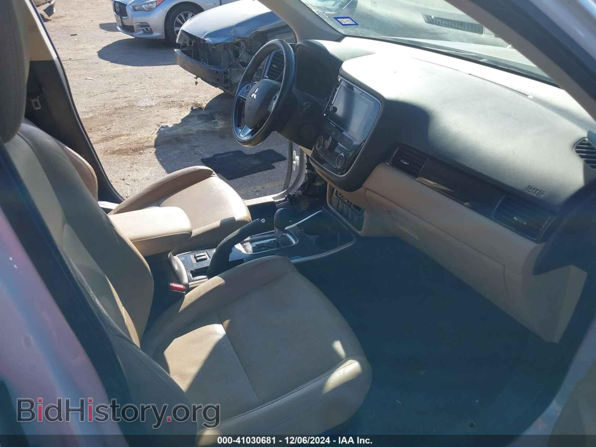 2018 MITSUBISHI OUTLANDER - VIN: JA4AD3A39JZ010200 - Фото 5